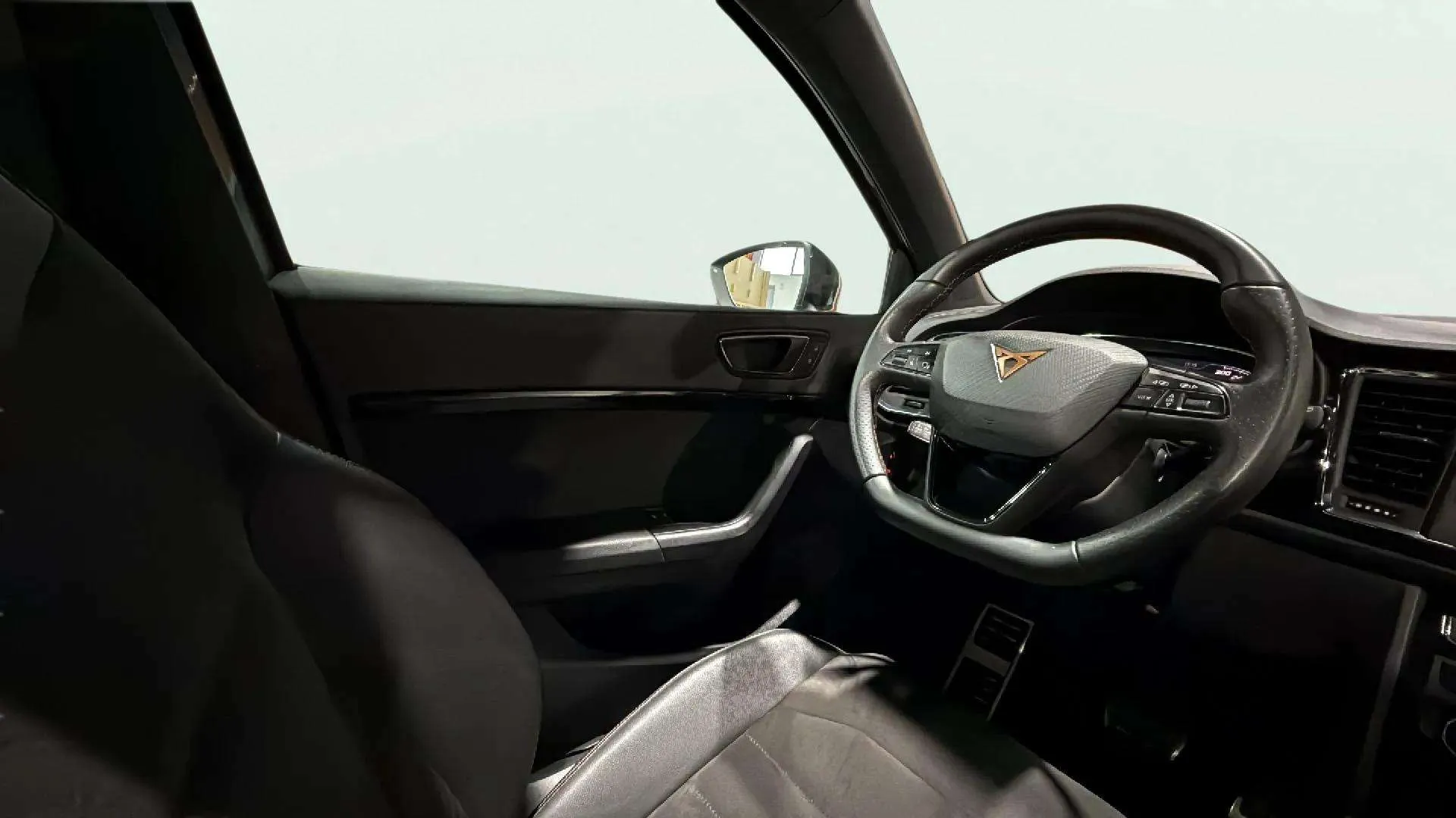 Cupra Ateca 2.0 TSI 4Drive DSG - foto 17