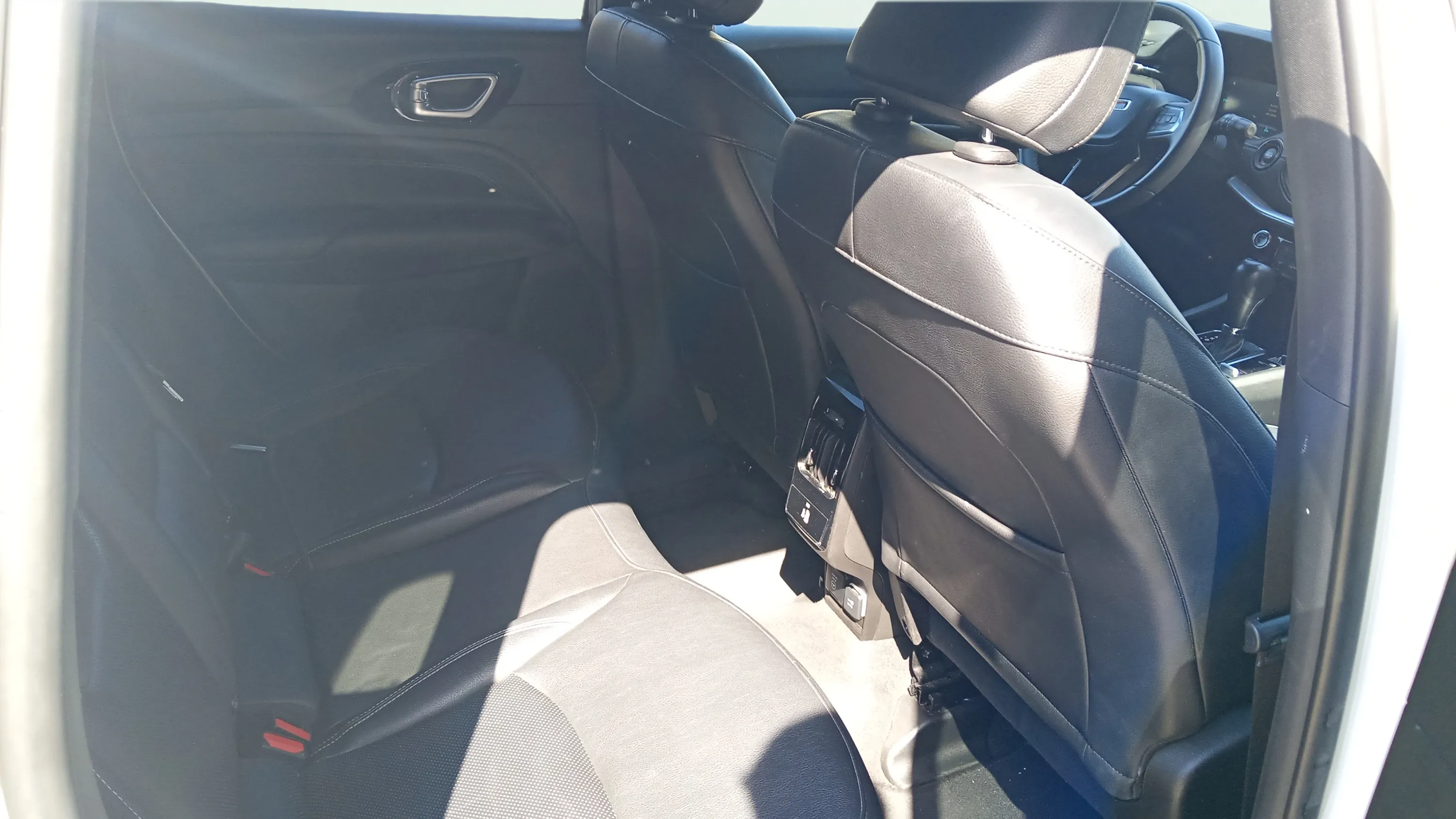 Jeep Compass 1.3 PHEV S AWD - foto 19