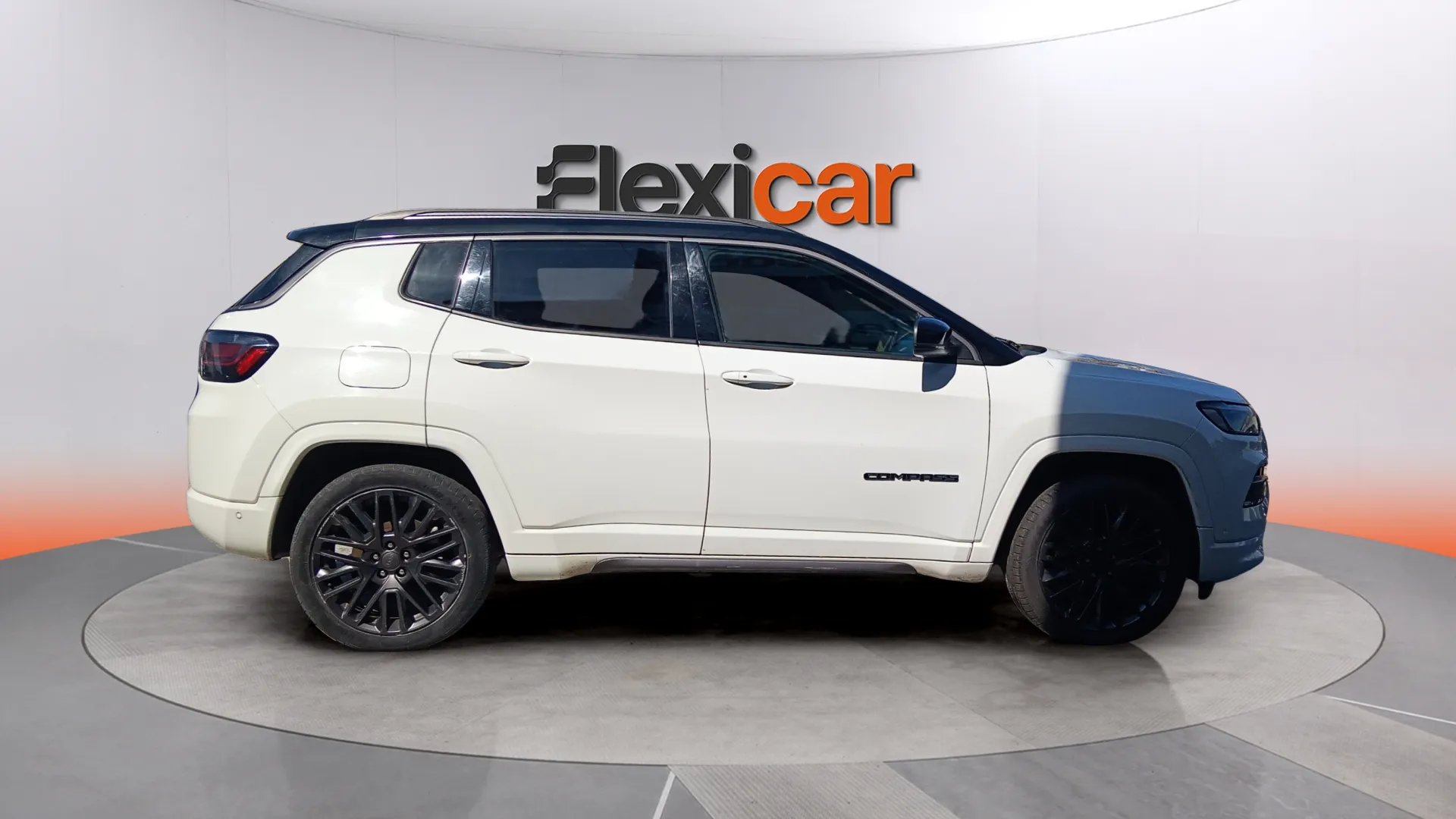 Jeep Compass 1.3 PHEV S AWD - foto 5