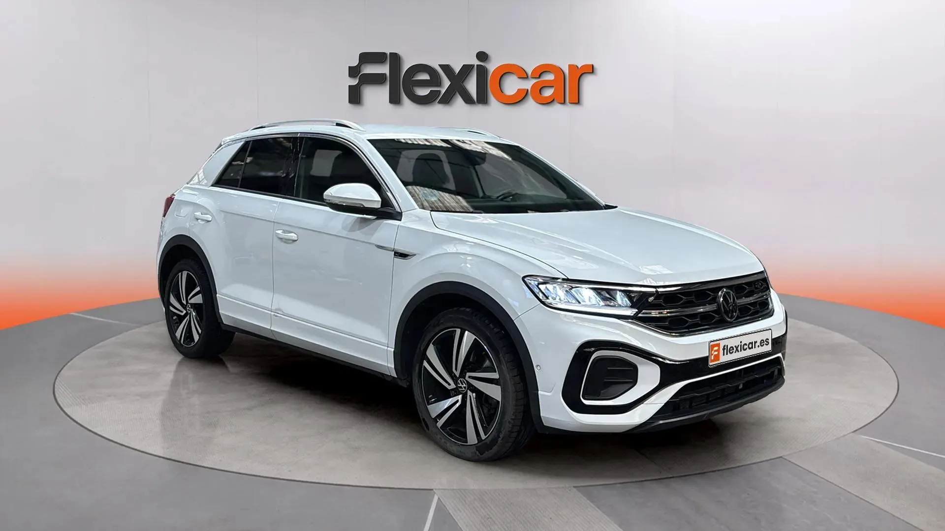 Volkswagen T-Roc R-Line 2.0 TDI DSG - foto 1