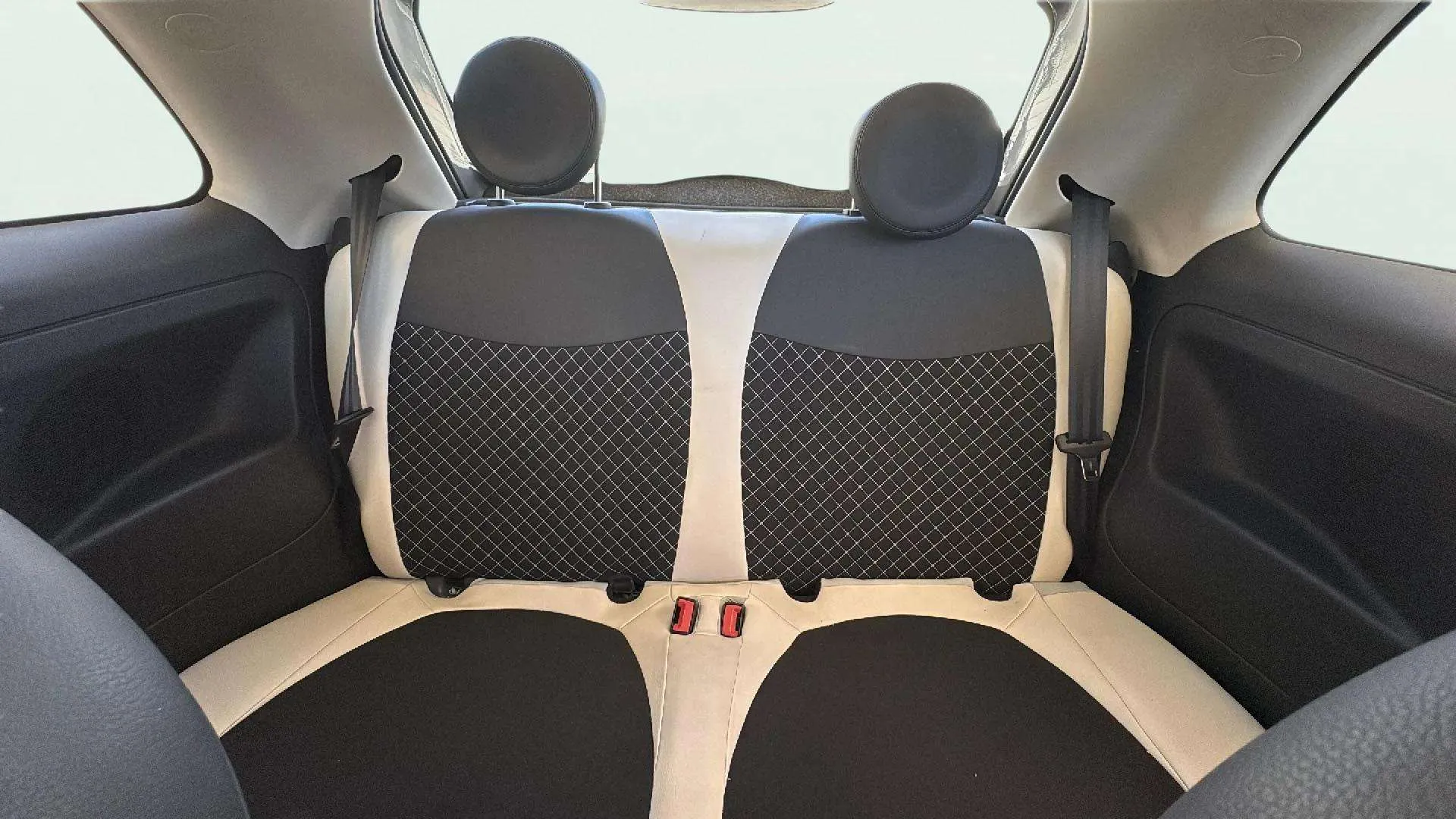 Fiat 500 Dolcevita 1.0 Hybrid - foto 13
