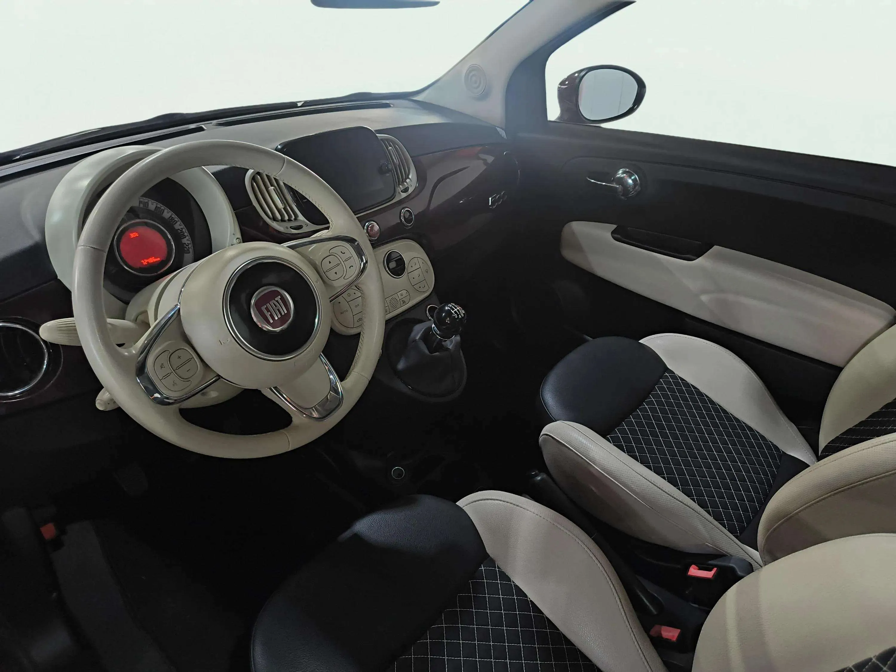 Fiat 500 Dolcevita 1.0 Hybrid - foto 6