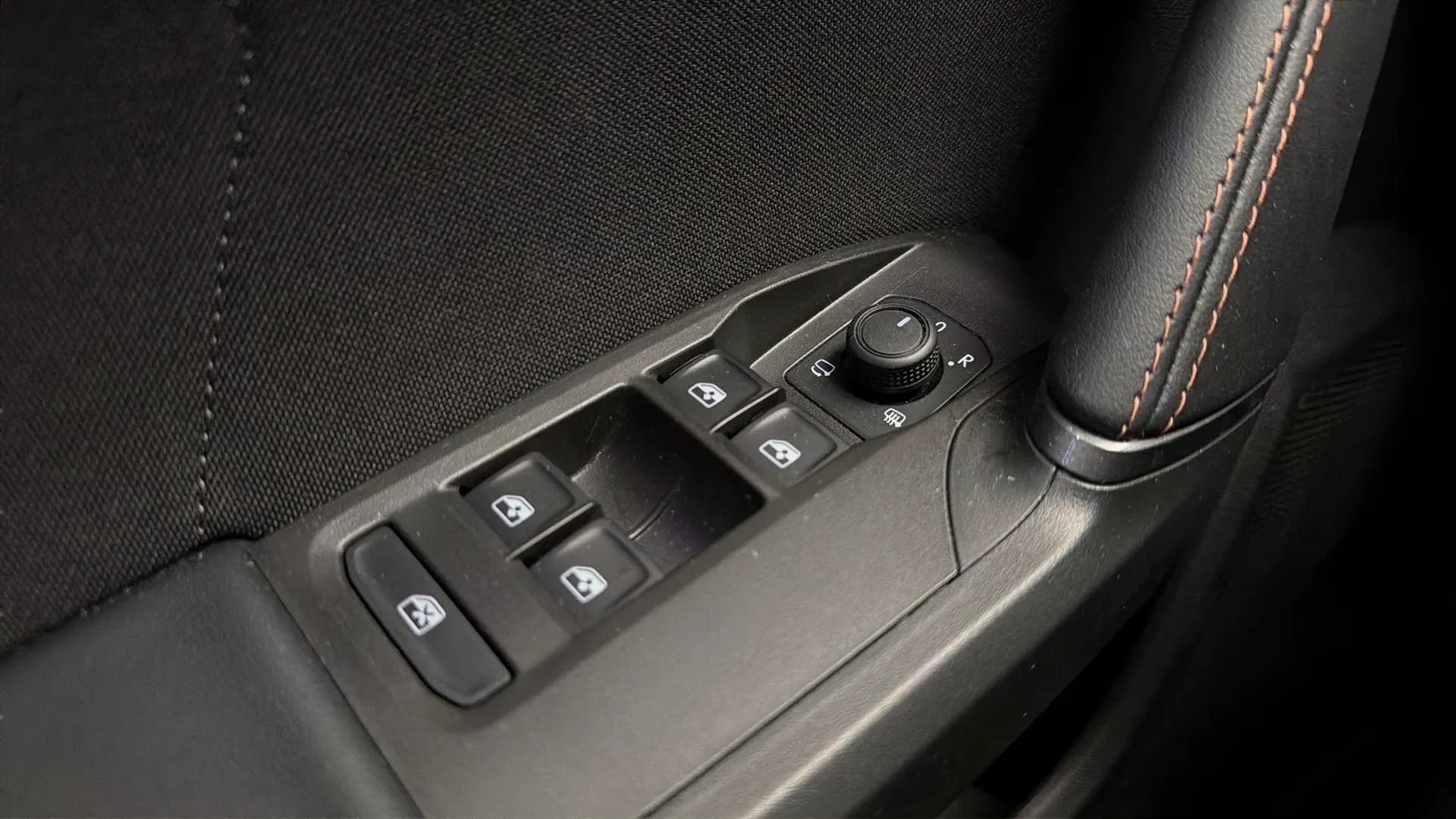 Cupra Formentor 1.5 eTSI DSG - foto 24