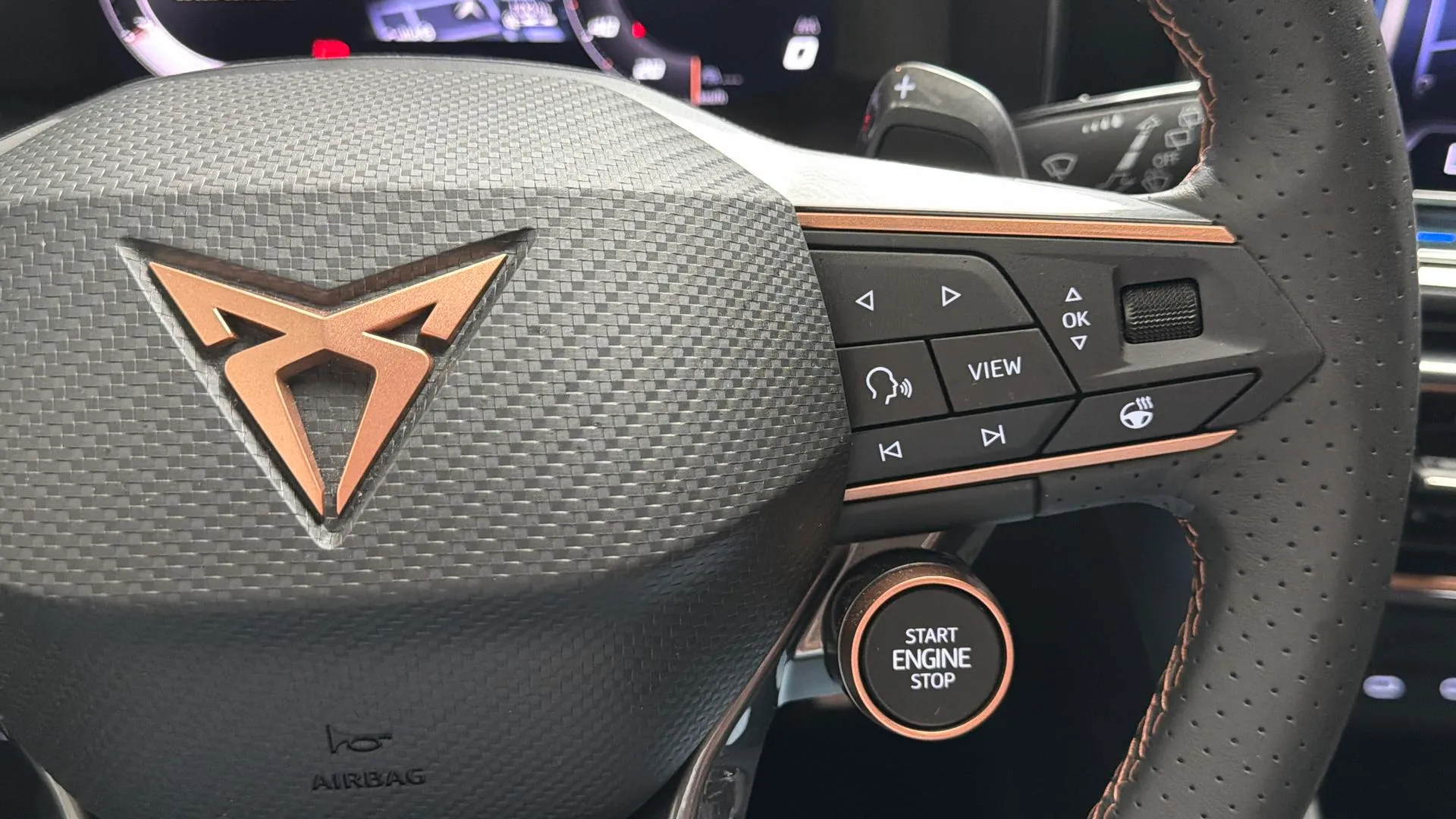 Cupra Formentor 1.5 eTSI DSG - foto 17