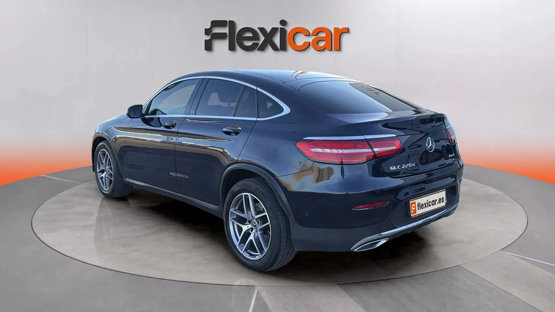 Mercedes-Benz GLC 220 d 4MATIC - foto 5