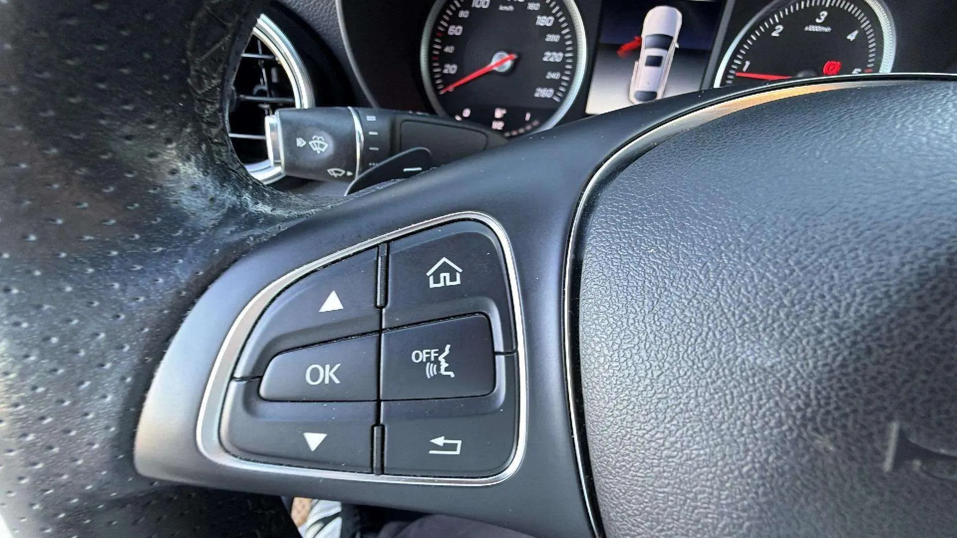 Mercedes-Benz GLC 220 d 4MATIC - foto 25