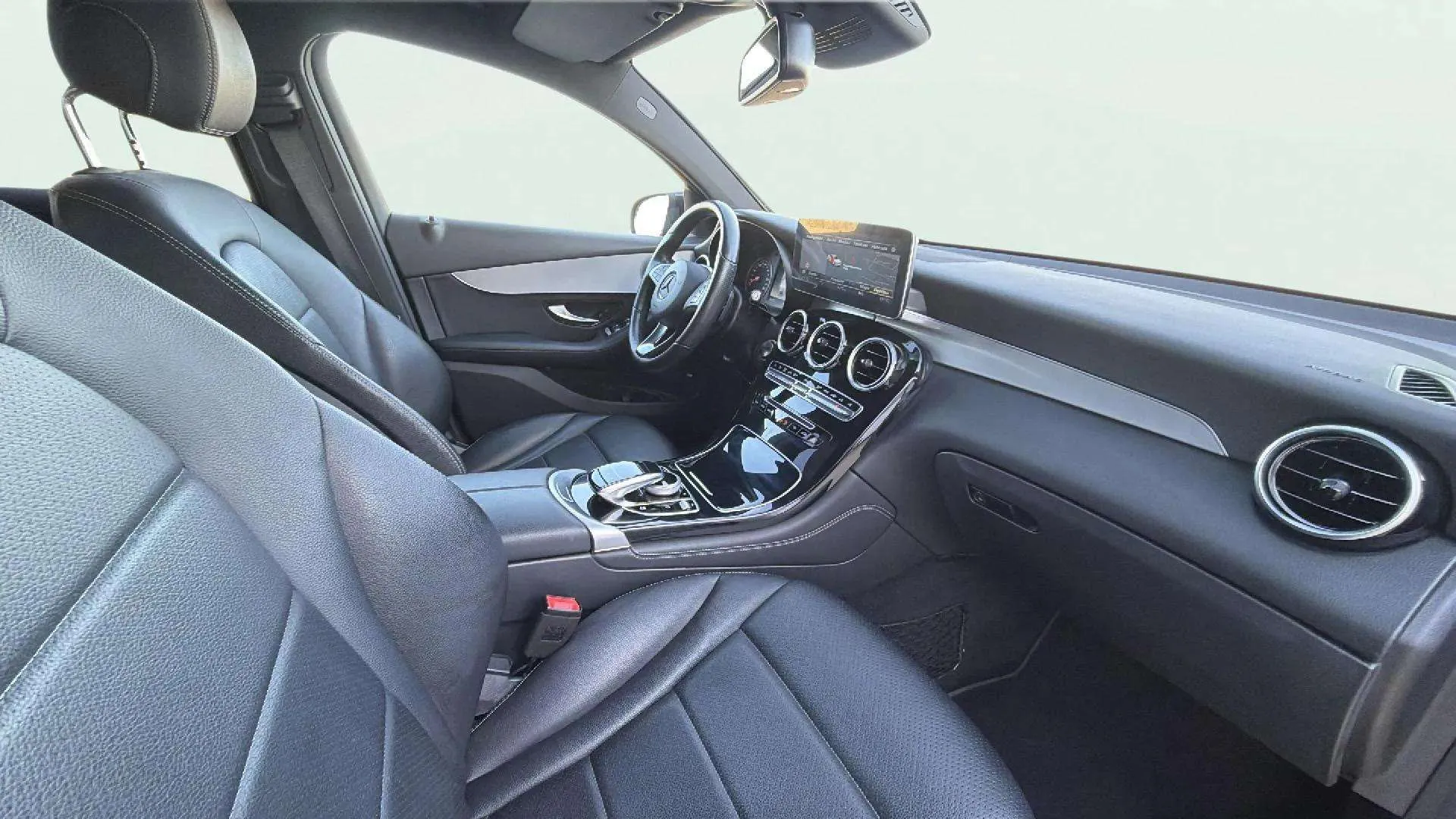 Mercedes-Benz GLC 220 d 4MATIC - foto 13