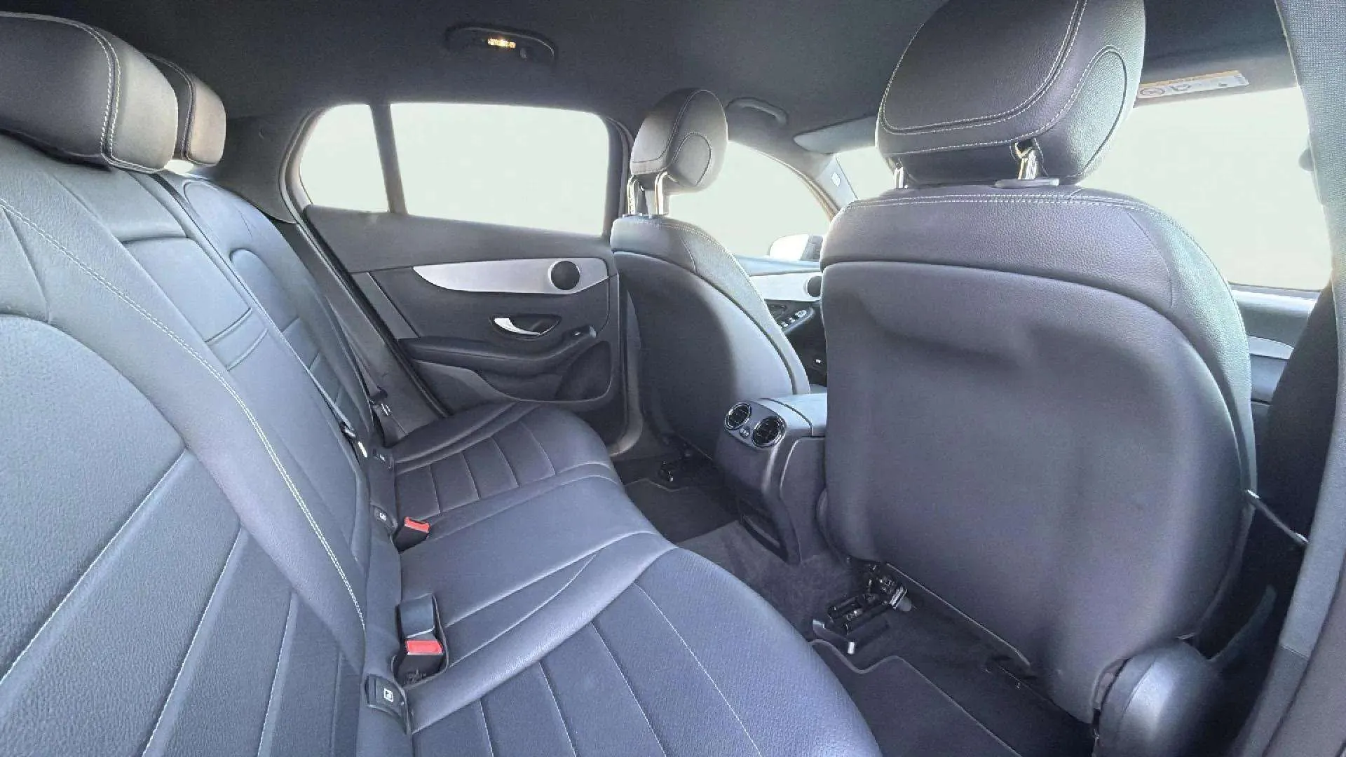 Mercedes-Benz GLC 220 d 4MATIC - foto 14