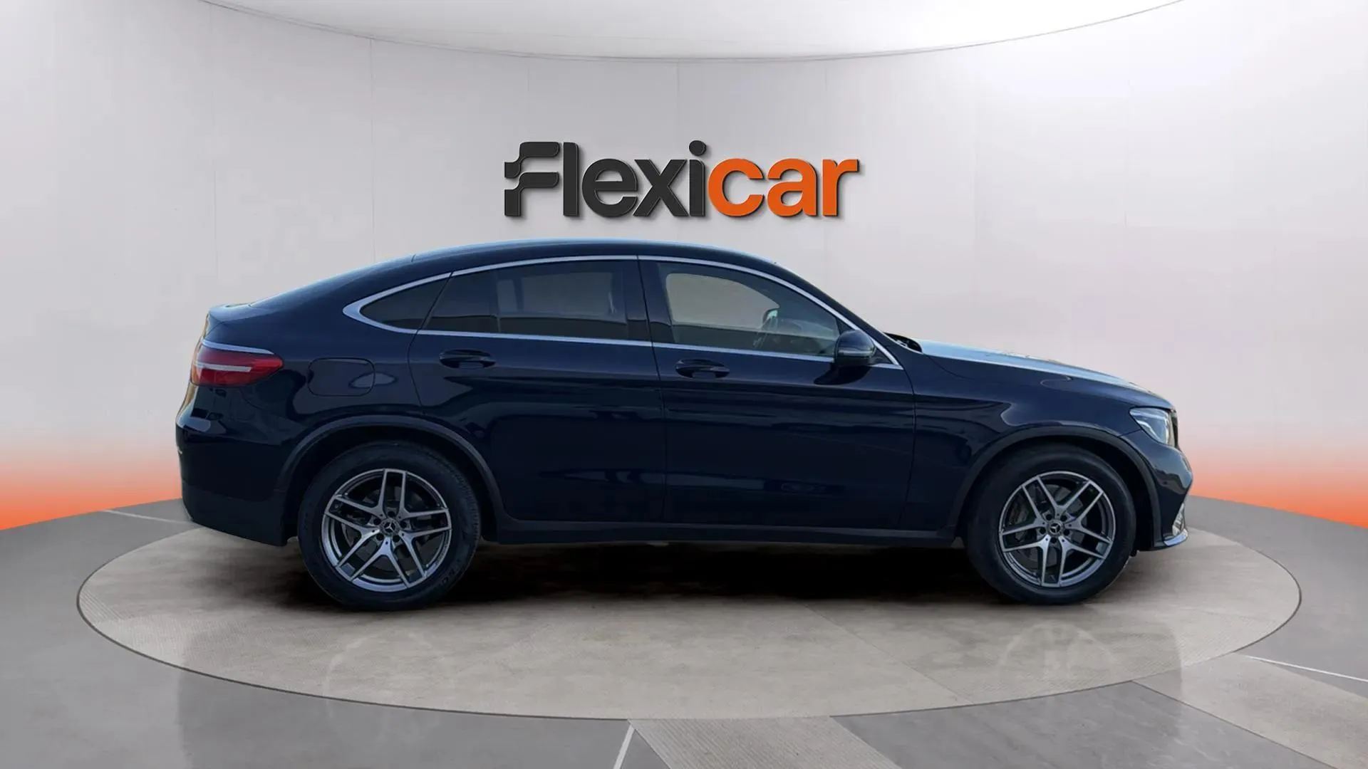 Mercedes-Benz GLC 220 d 4MATIC - foto 8