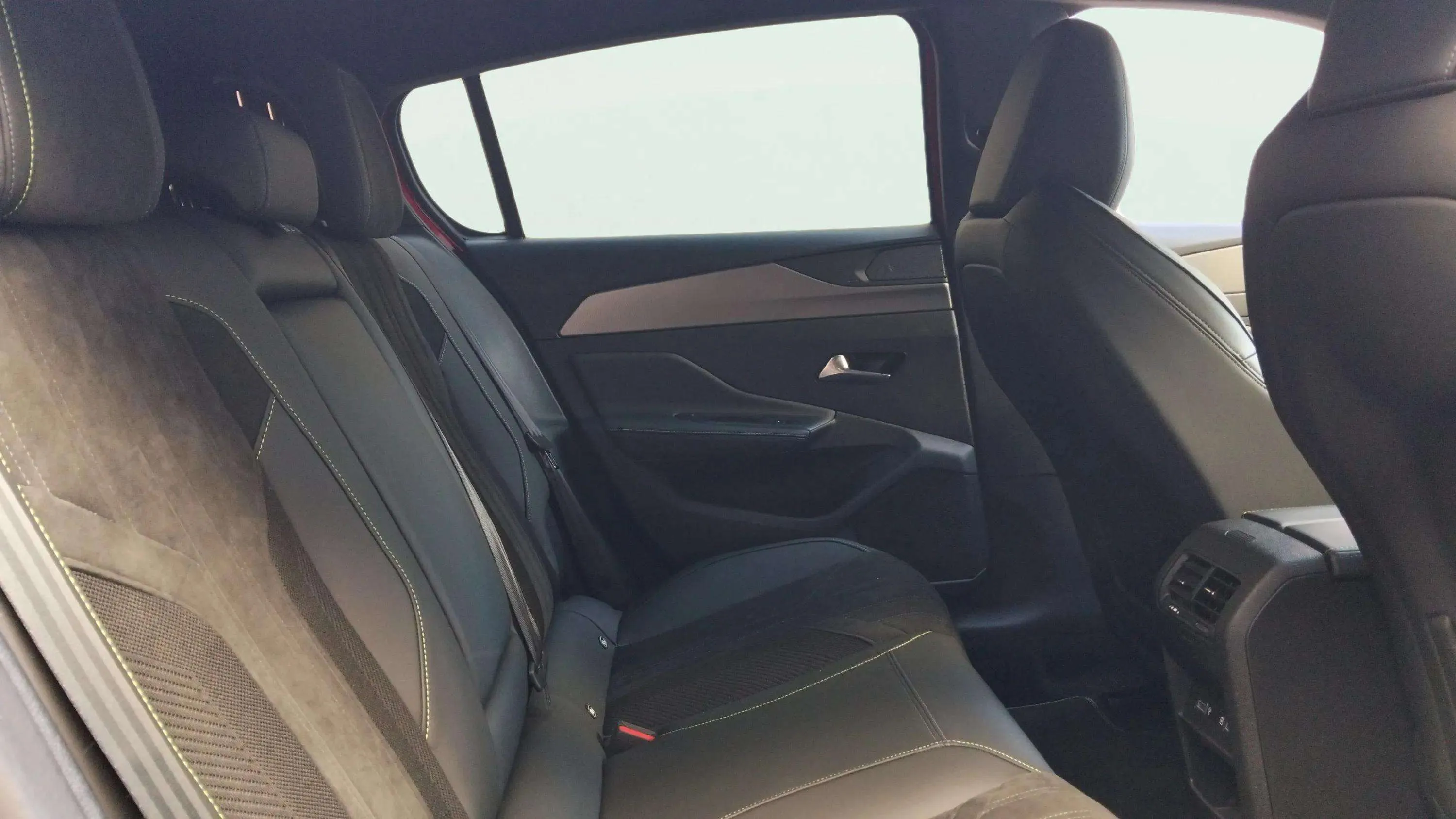 Peugeot 308 Active Pack Hybrid 180 eEAT8 - foto 8