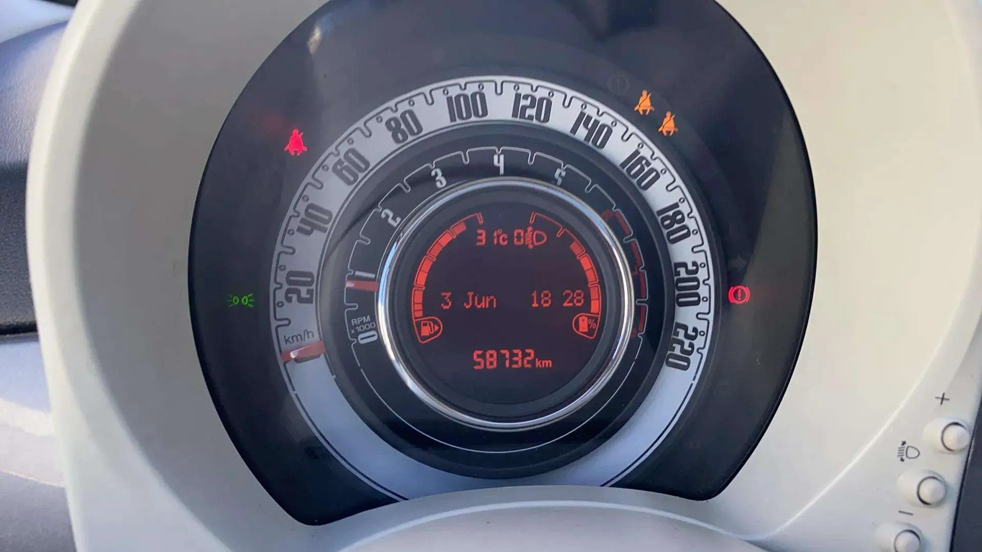 Fiat 500 Dolcevita 1.0 Hybrid - foto 12