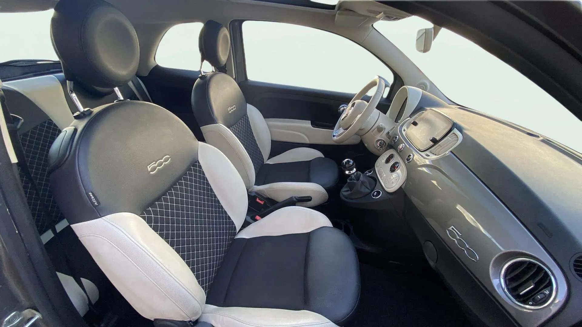 Fiat 500 Dolcevita 1.0 Hybrid - foto 14