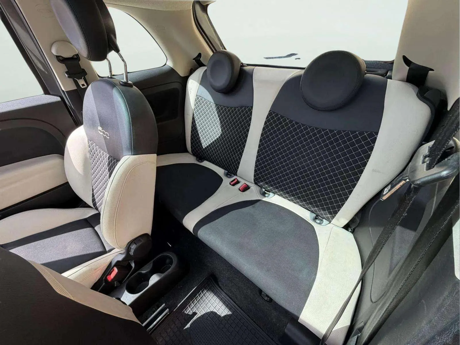 Fiat 500 Dolcevita 1.0 Hybrid - foto 9