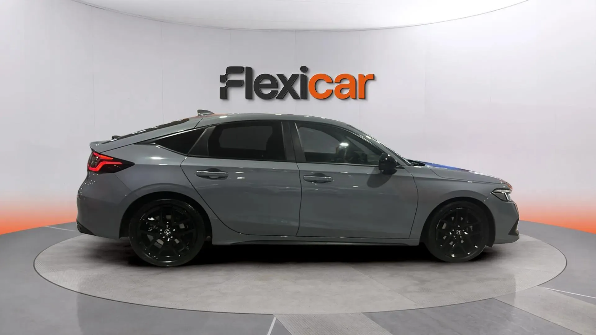 Honda Civic 2.0 i-MMD Elegance CVT - foto 3