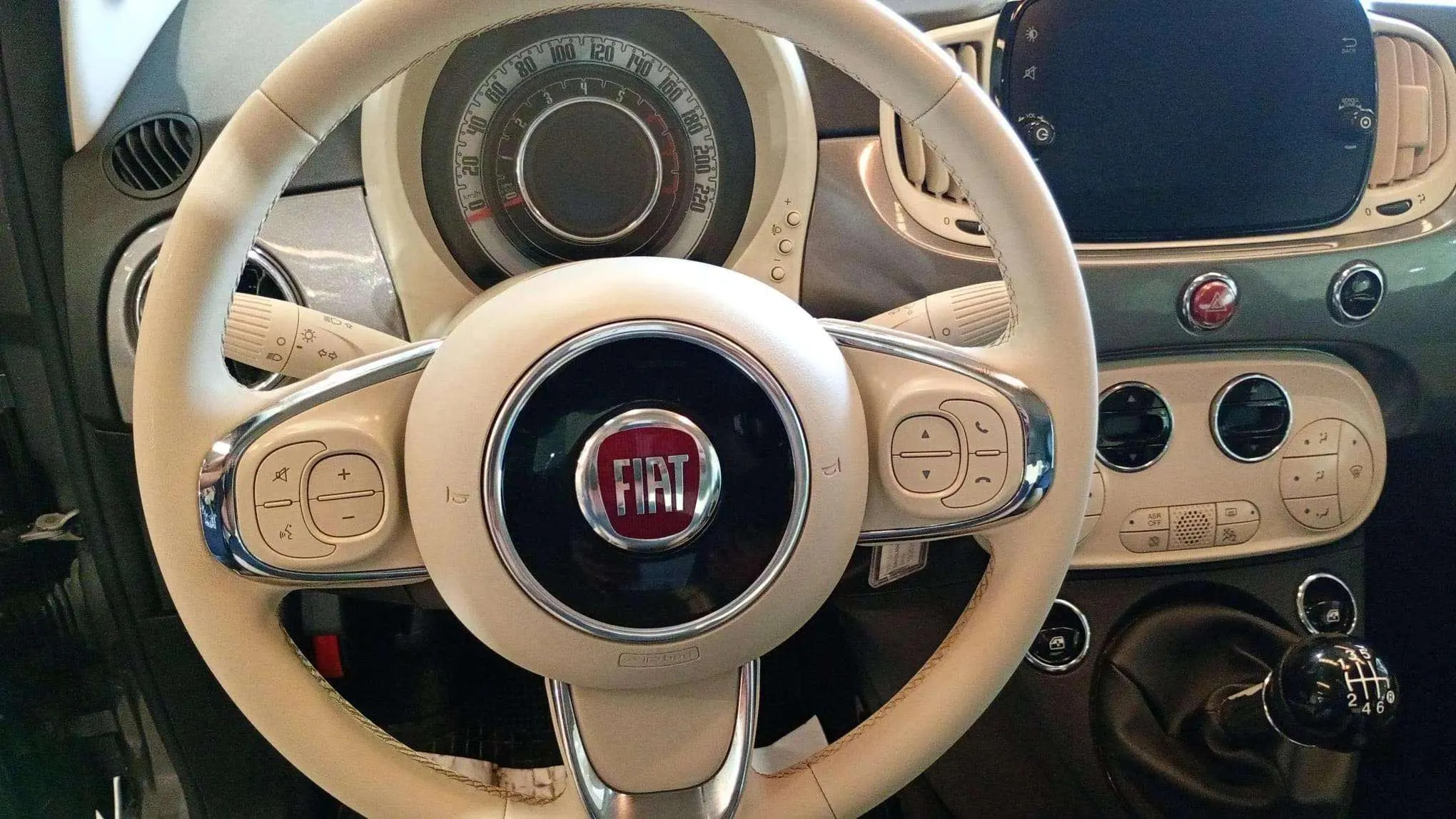 Fiat 500 Dolcevita 1.0 Hybrid - foto 7