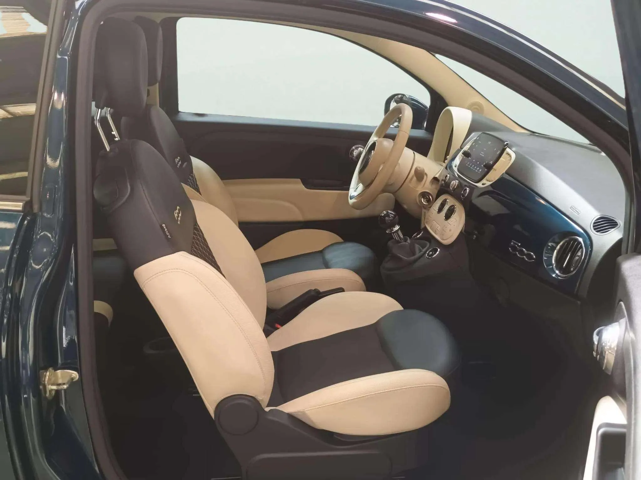 Fiat 500 Dolcevita 1.0 Hybrid - foto 9