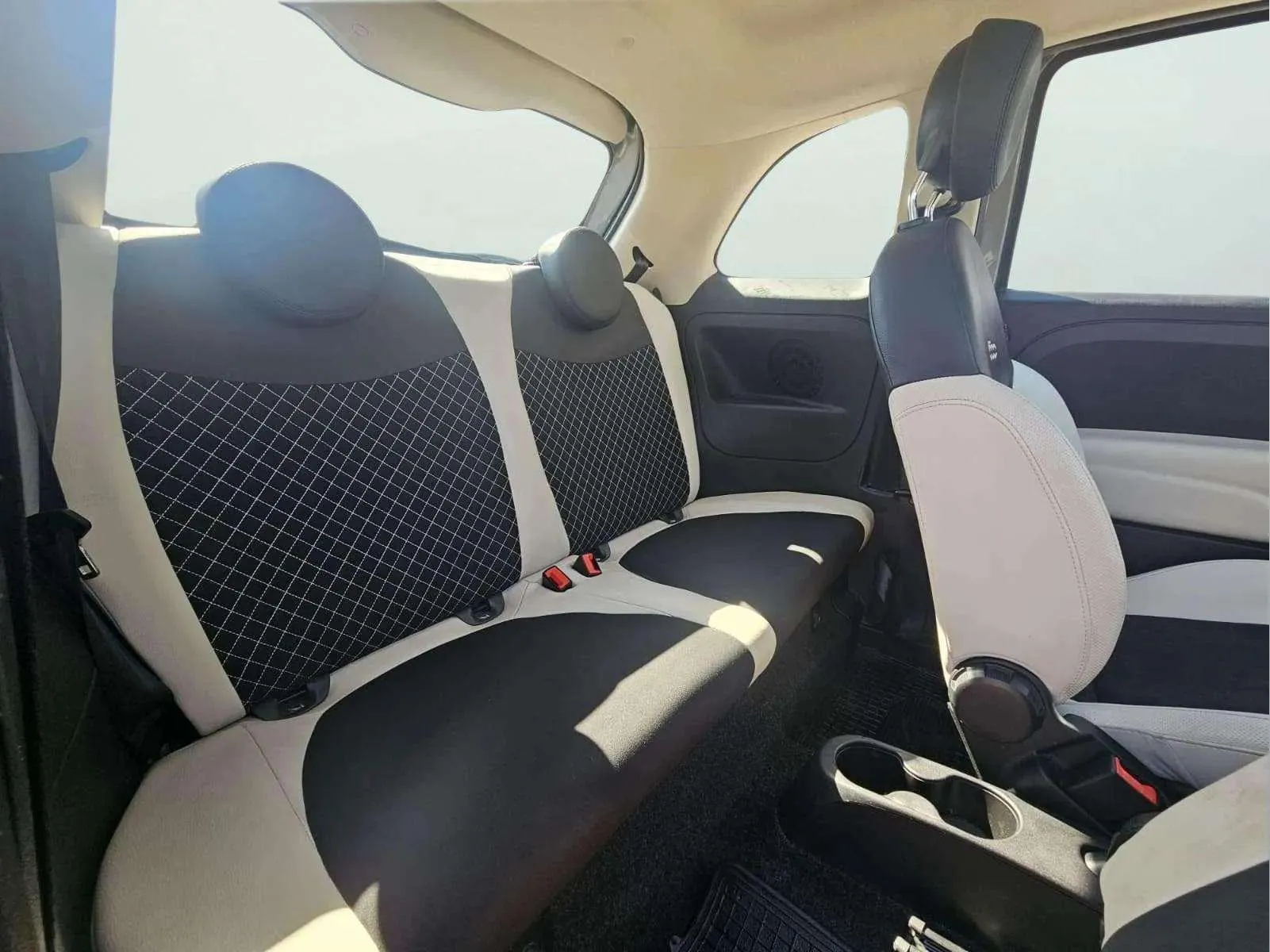Fiat 500 Dolcevita 1.0 Hybrid - foto 21