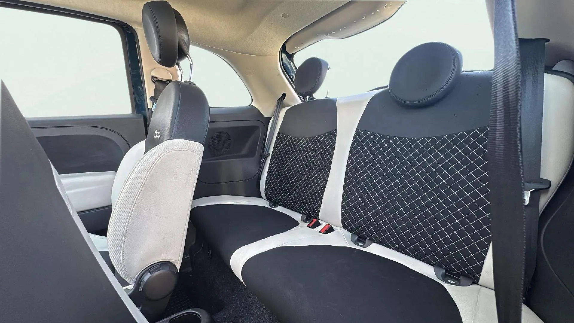 Fiat 500 Dolcevita 1.0 Hybrid - foto 17