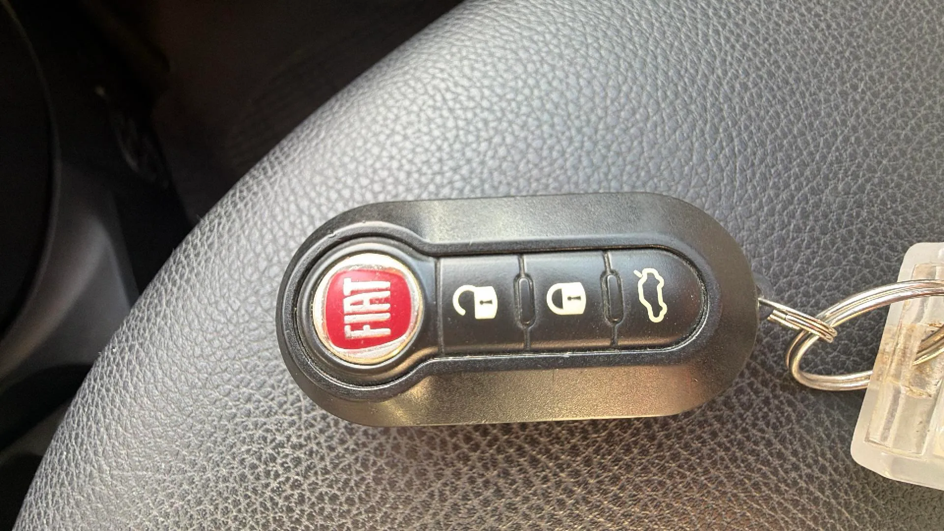 Fiat 500 Dolcevita 1.0 Hybrid - foto 14