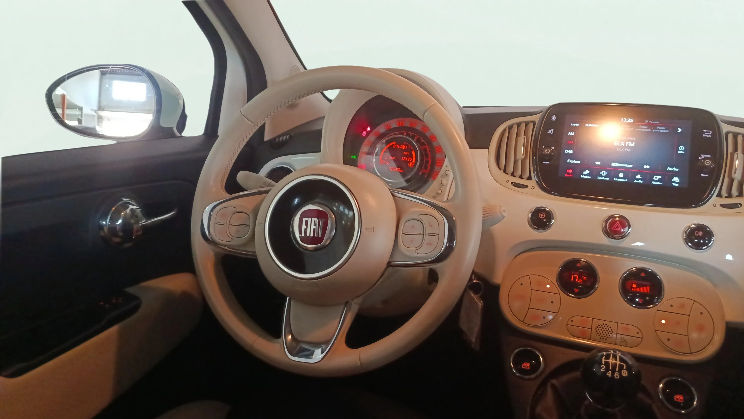 Fiat 500 Dolcevita 1.0 Hybrid - foto 13