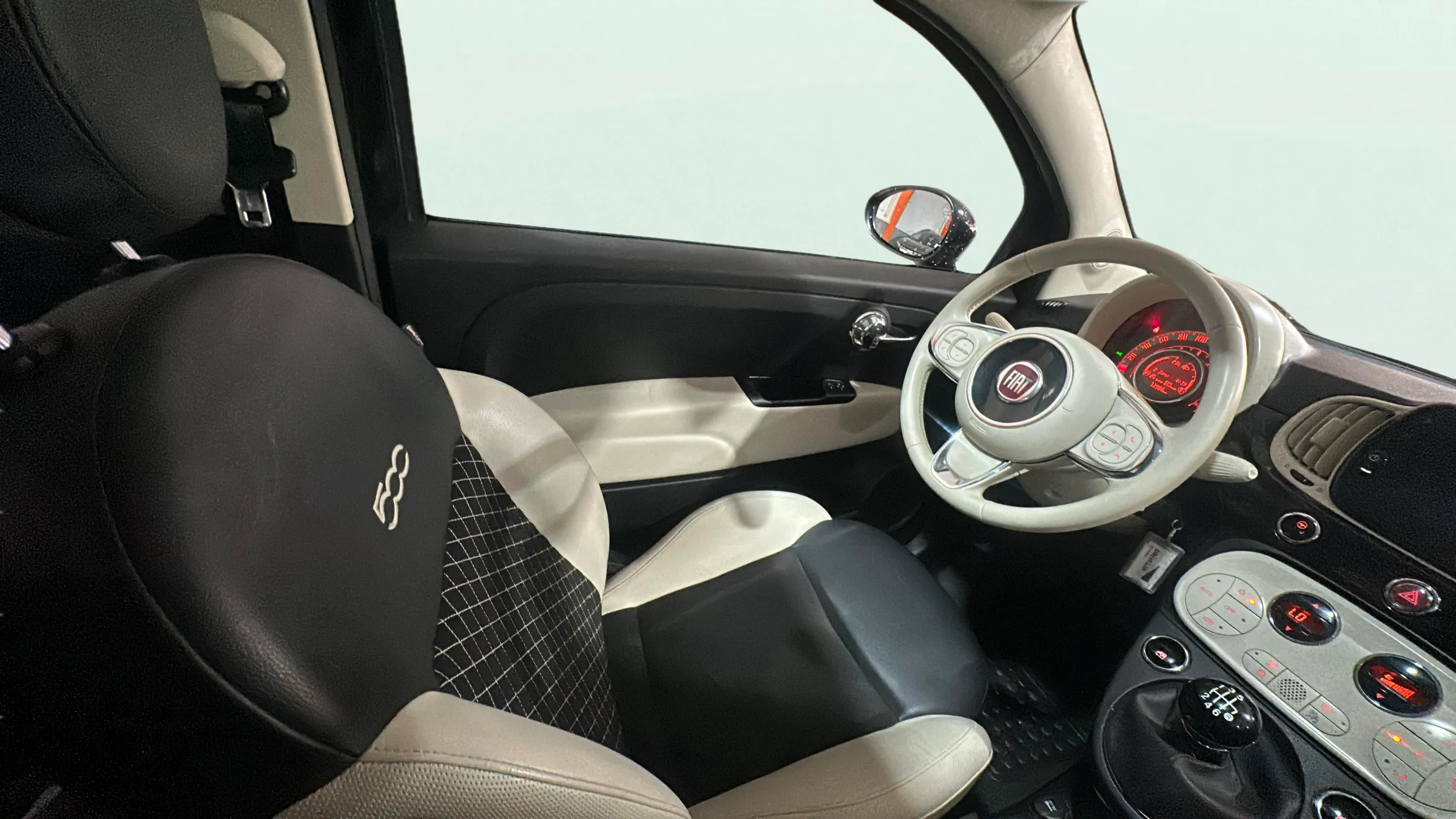 Fiat 500 Dolcevita 1.0 Hybrid - foto 9