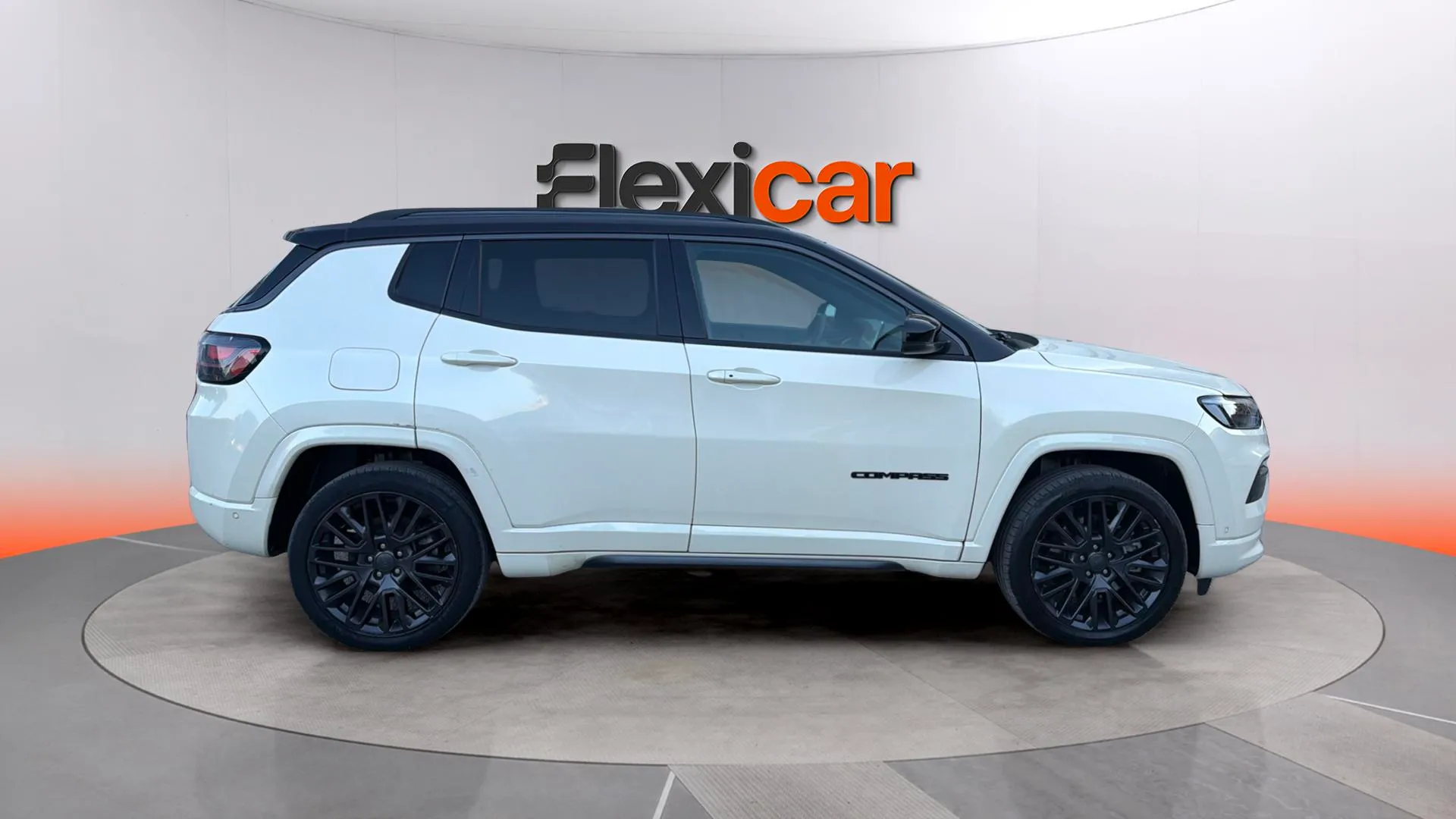 Jeep Compass 1.3 PHEV S AWD - foto 7