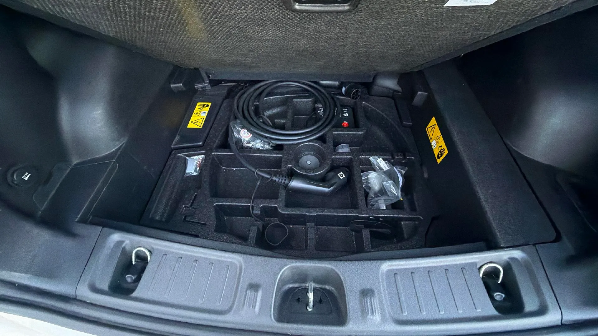 Jeep Compass 1.3 PHEV S AWD - foto 13