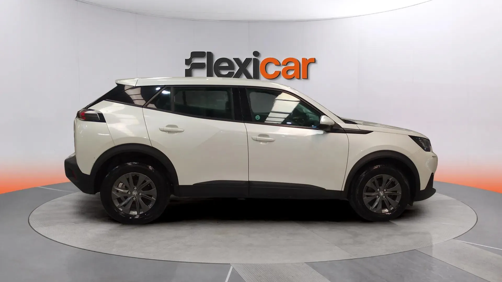 Peugeot 2008 Active Pack PureTech 100 BVM6 - foto 3