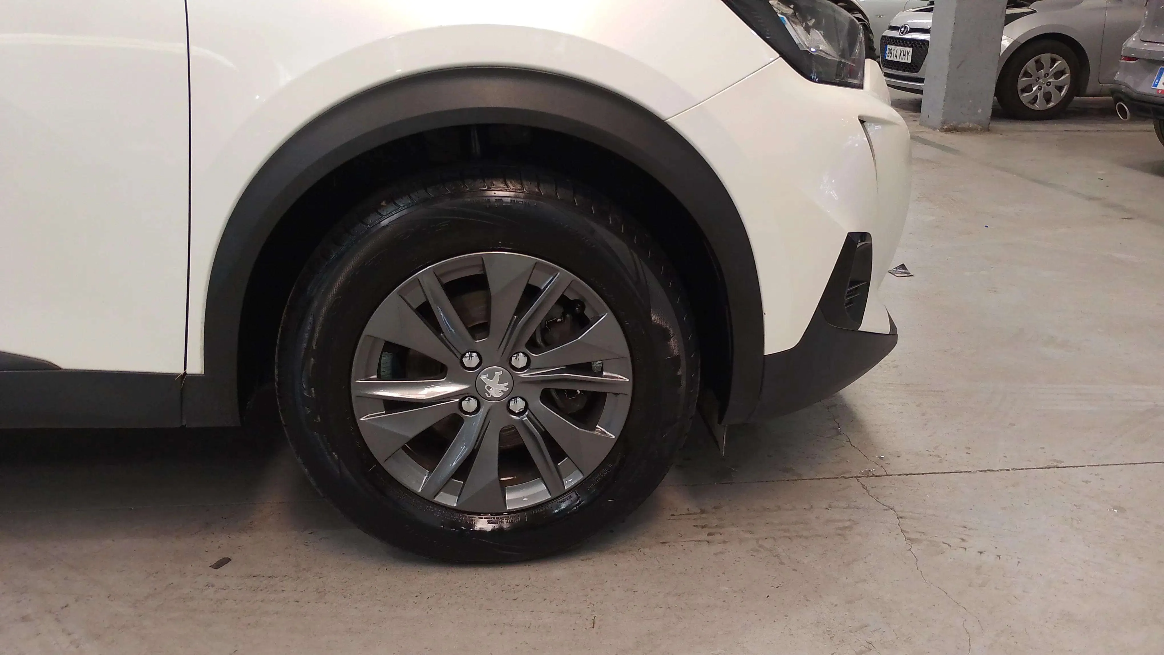 Peugeot 2008 Active Pack PureTech 100 BVM6 - foto 15