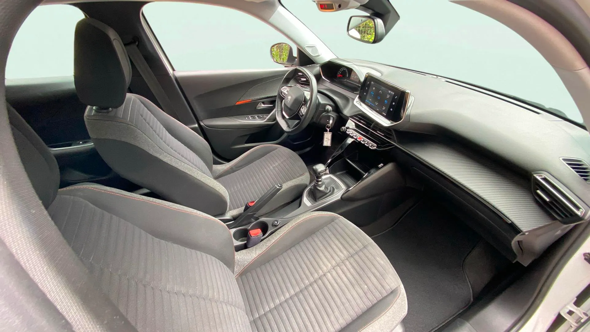 Peugeot 2008 Active Pack PureTech 100 BVM6 - foto 15