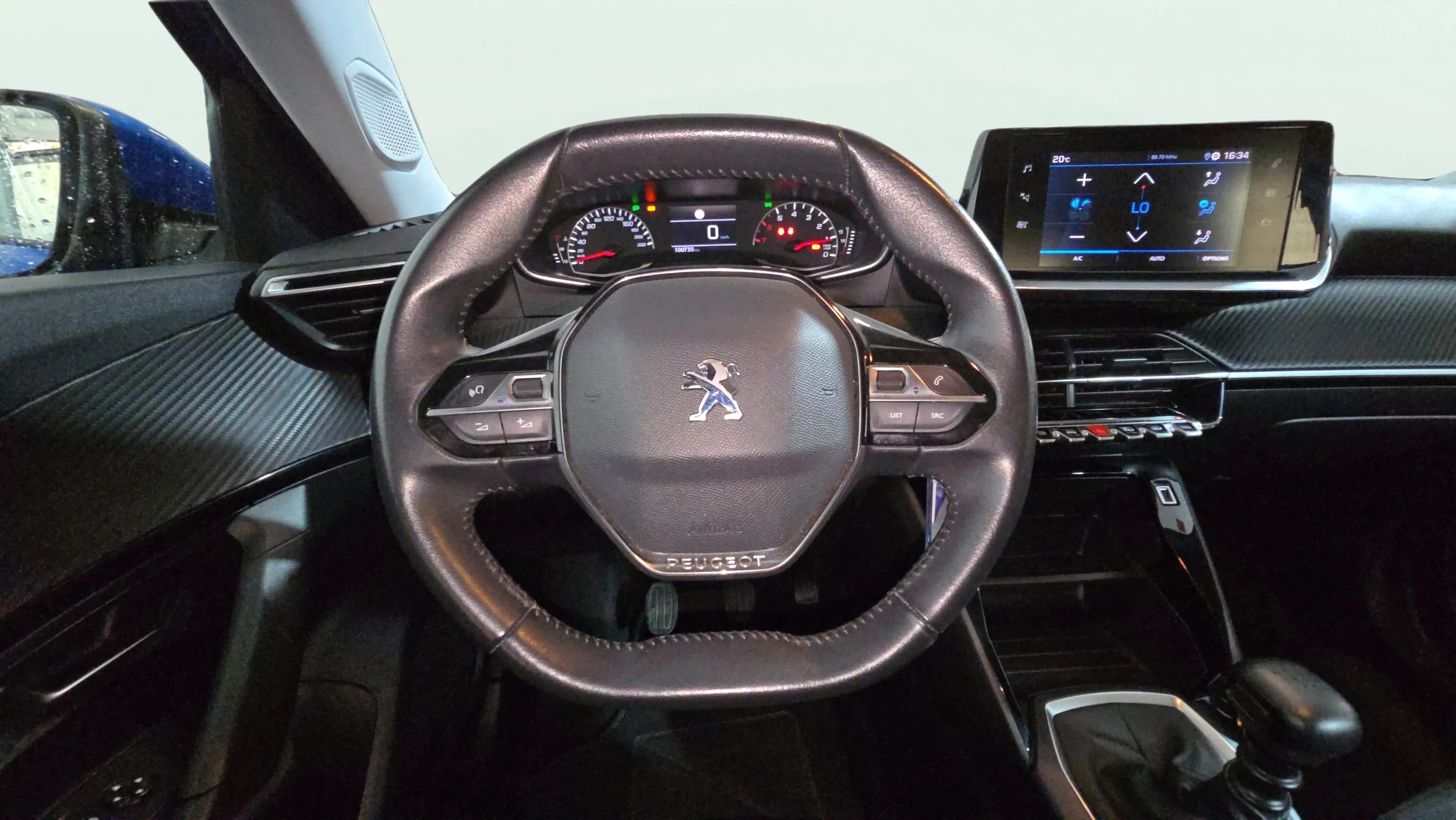 Peugeot 2008 Active Pack PureTech 100 BVM6 - foto 10