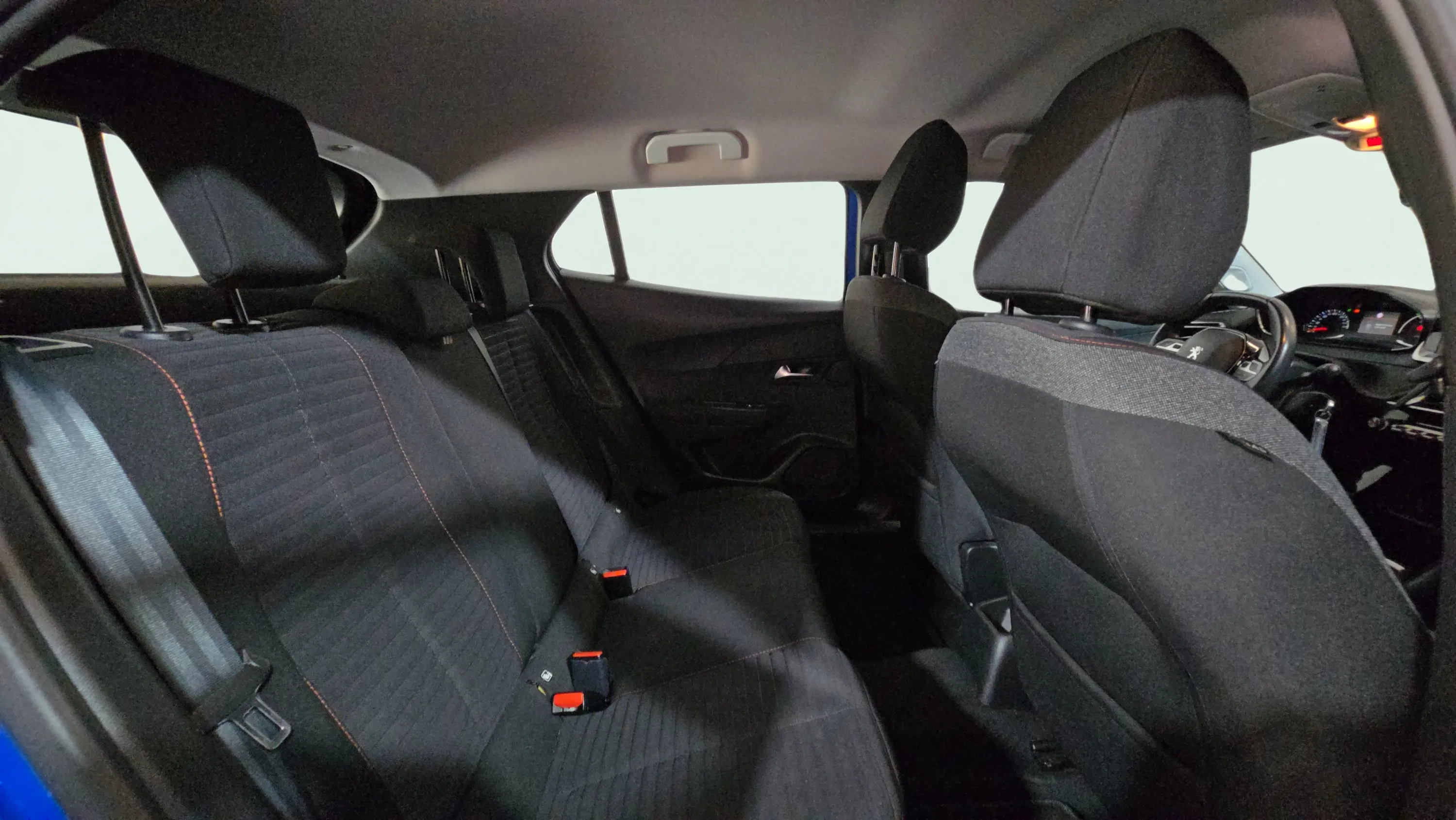 Peugeot 2008 Active Pack PureTech 100 BVM6 - foto 20