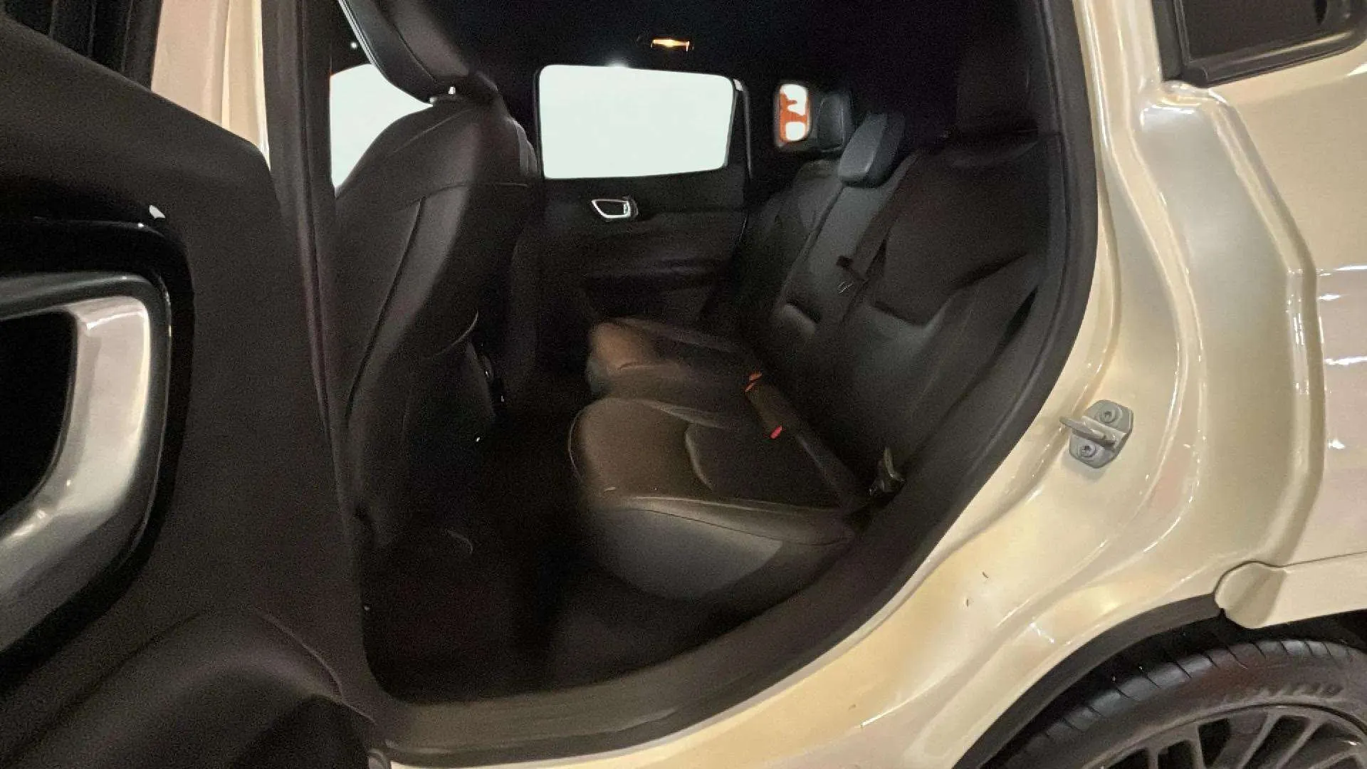 Jeep Compass 1.3 PHEV S AWD - foto 14