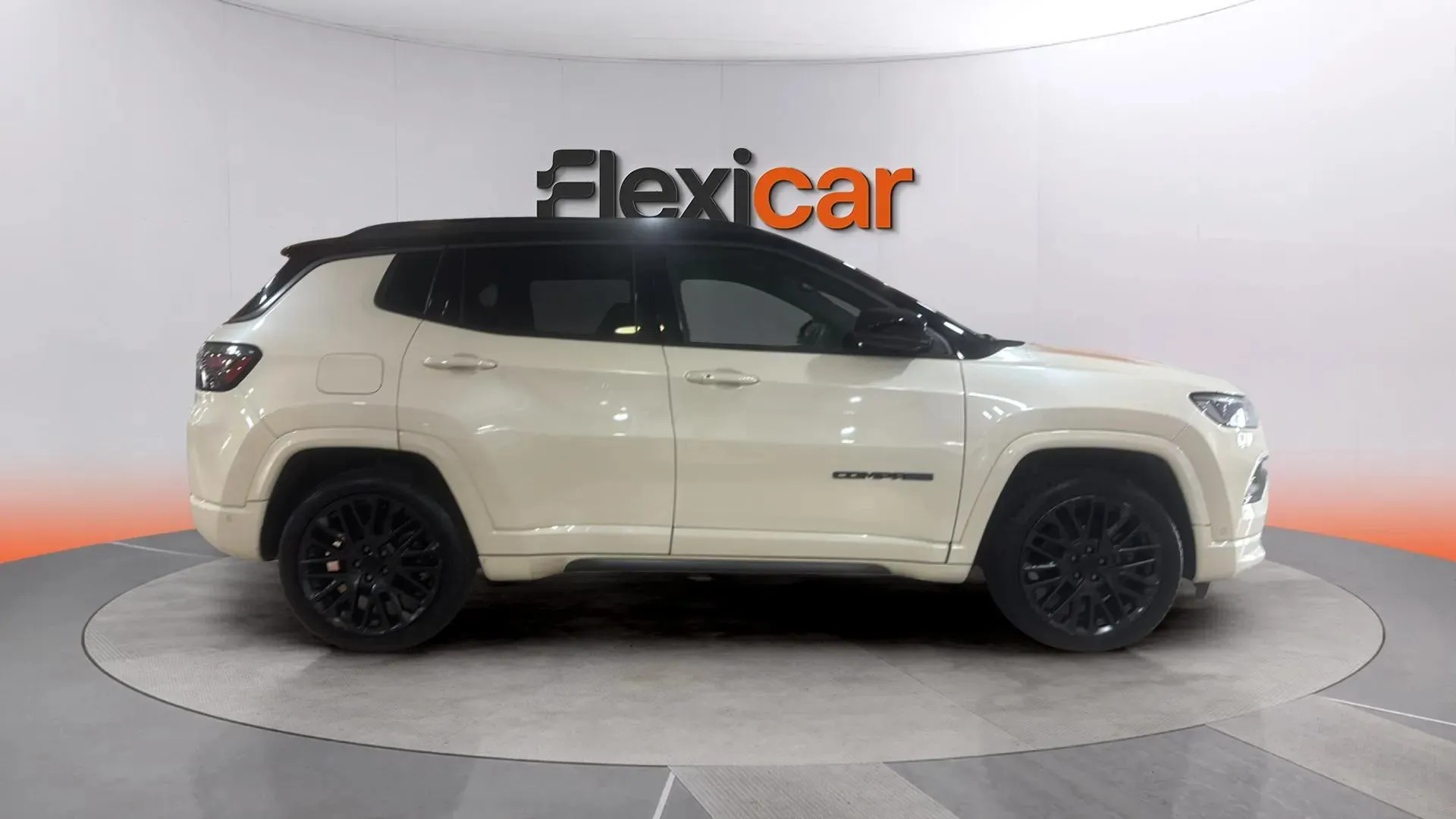 Jeep Compass 1.3 PHEV S AWD - foto 8