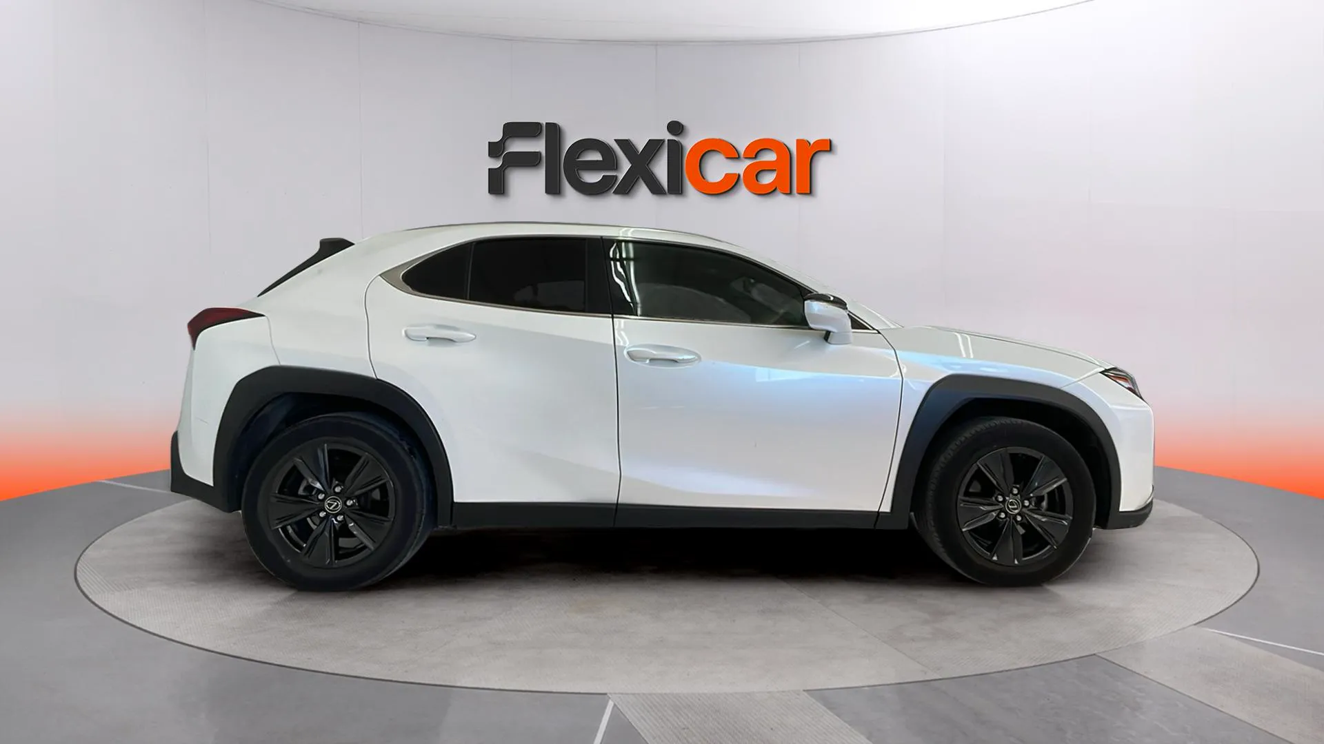 Lexus UX 2.0 250h Business - foto 3