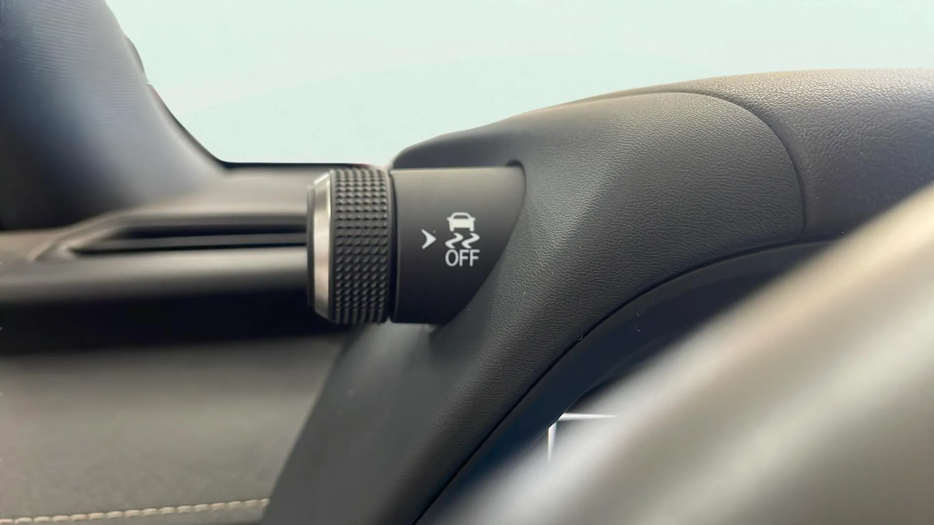 Lexus UX 2.0 250h Business - foto 23