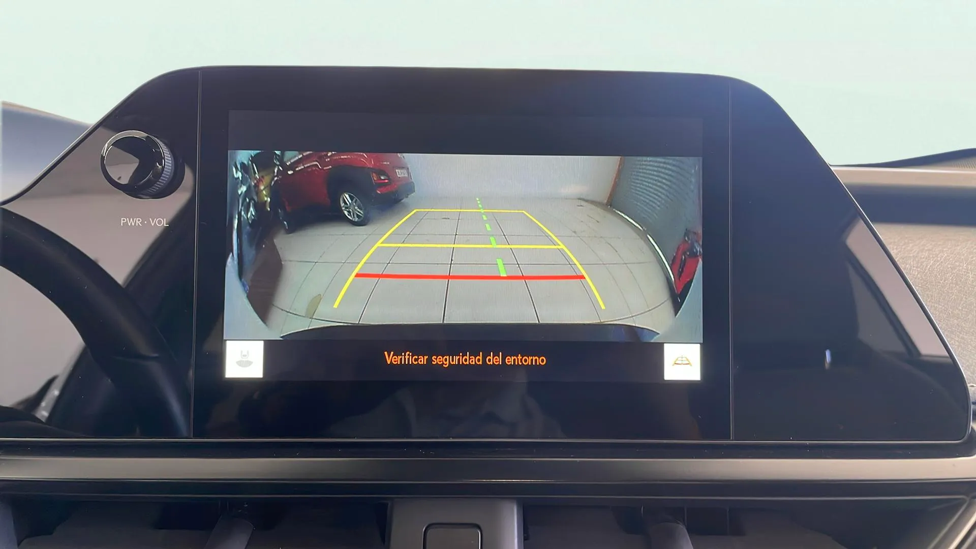 Lexus UX 2.0 250h Business - foto 18