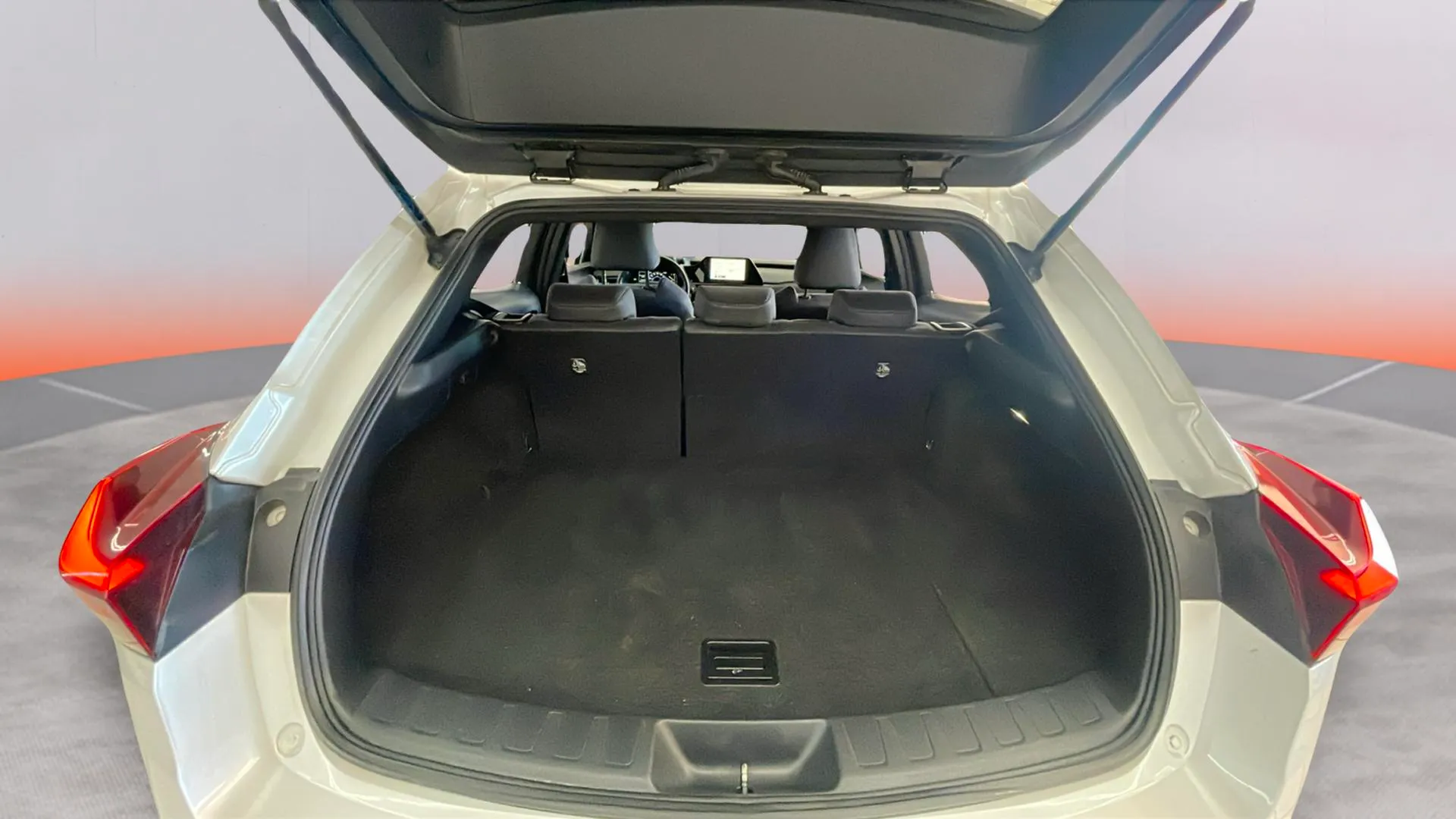 Lexus UX 2.0 250h Business - foto 11