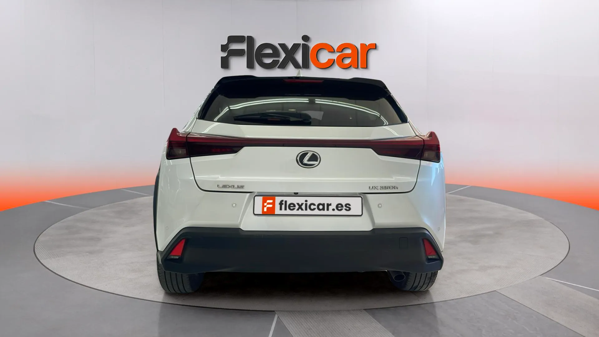 Lexus UX 2.0 250h Business - foto 4