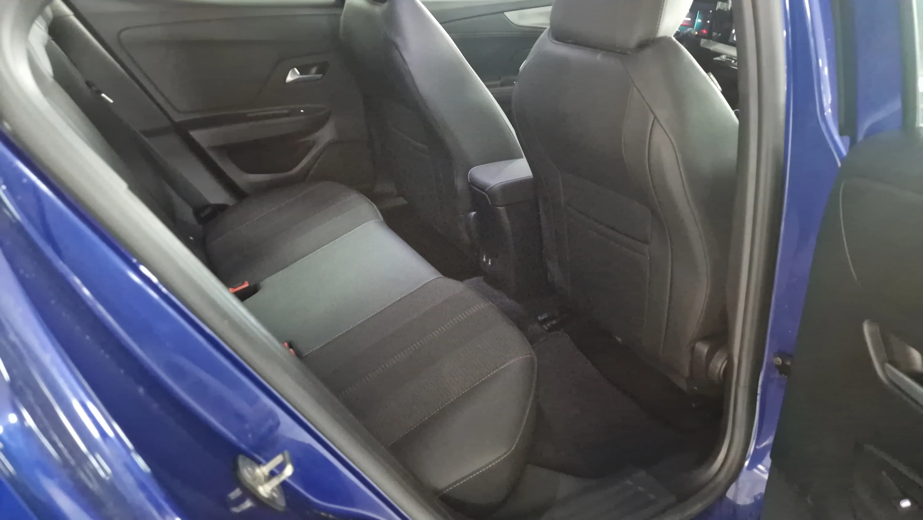 Opel Mokka 1.2 T GS - foto 22