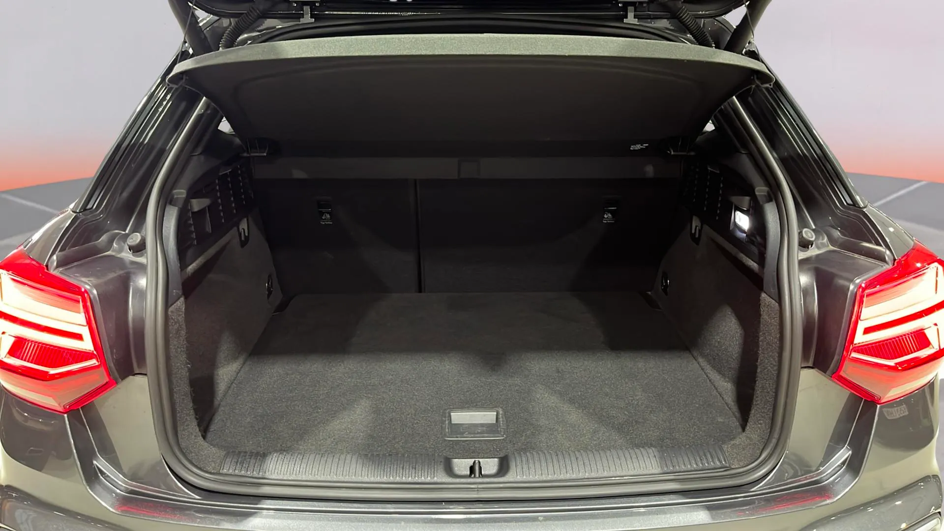 Audi Q2 S line 35 TDI S tronic - foto 9