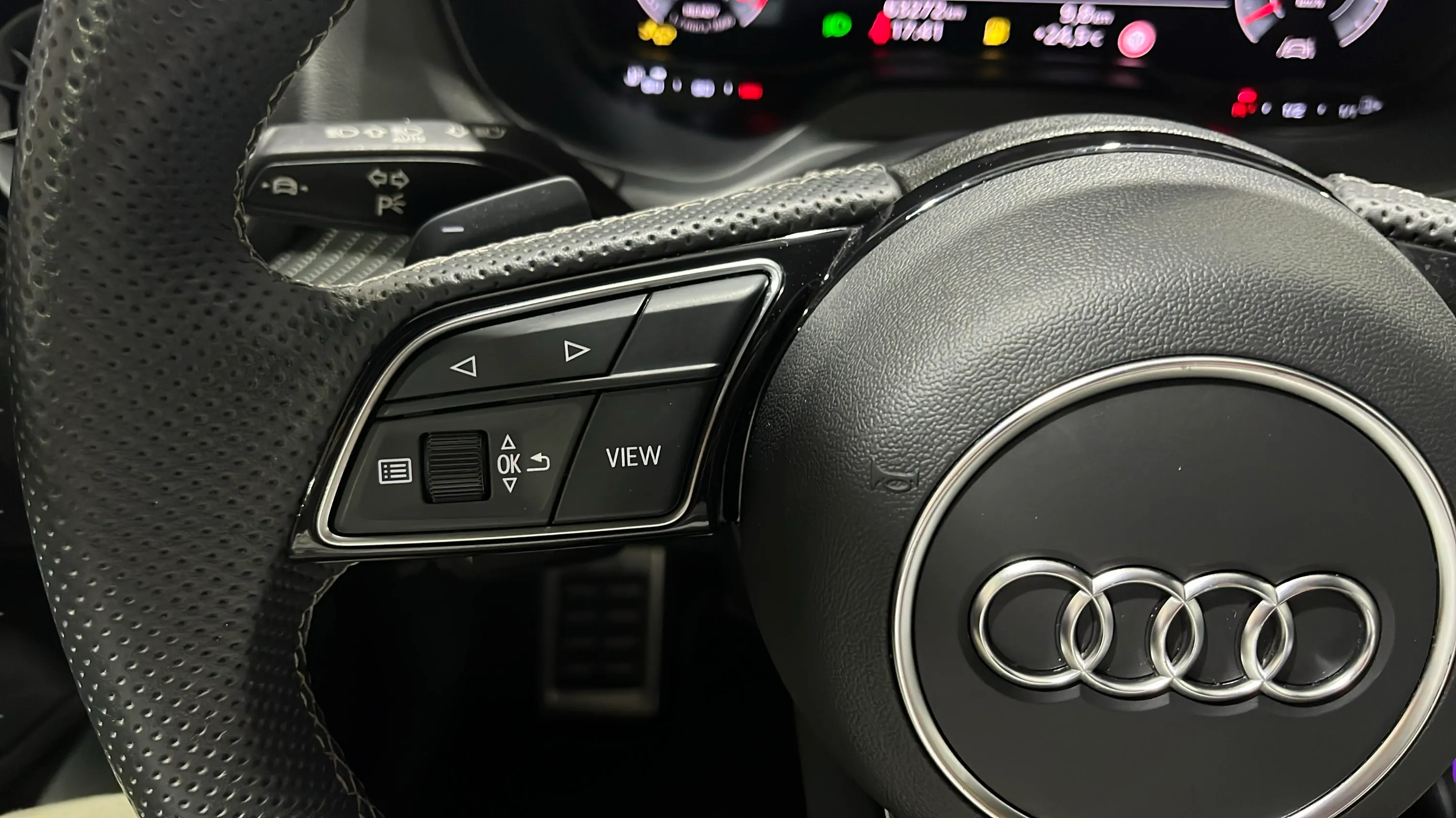 Audi Q2 S line 35 TDI S tronic - foto 18