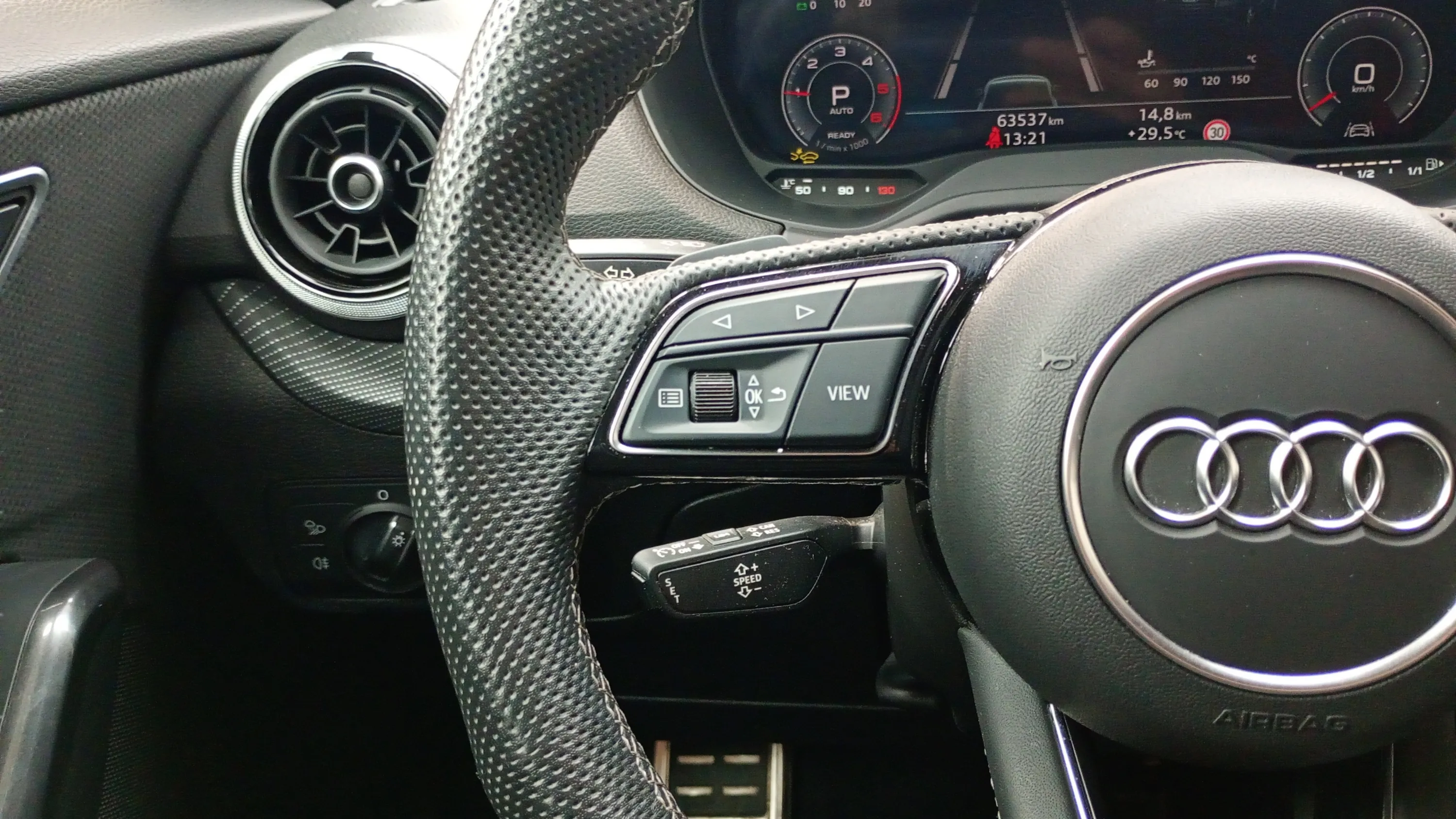 Audi Q2 Adrenalin 35 TDI S tronic - foto 14