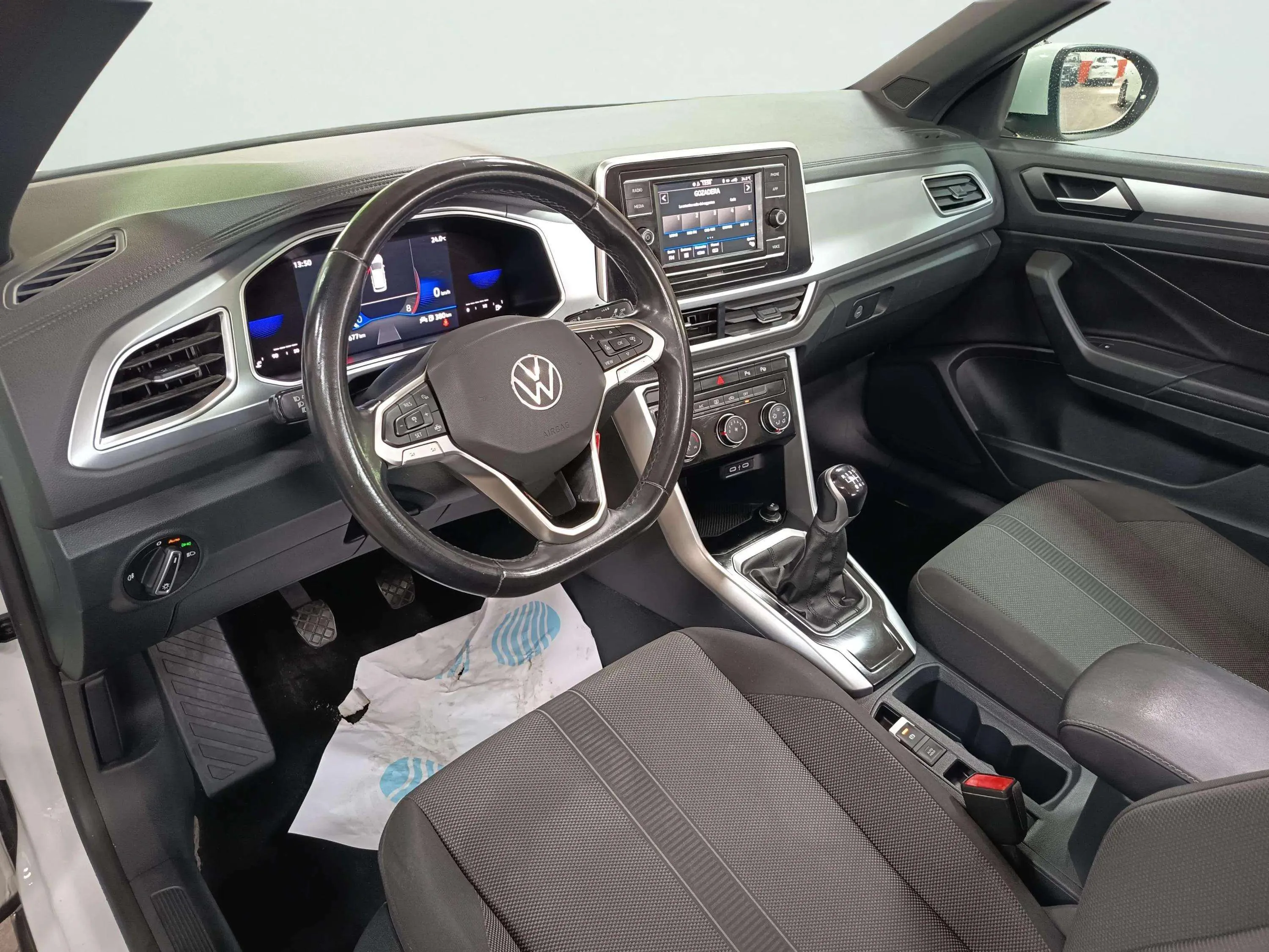 Volkswagen T-Roc Cabrio Style 1.0 TSI - foto 11