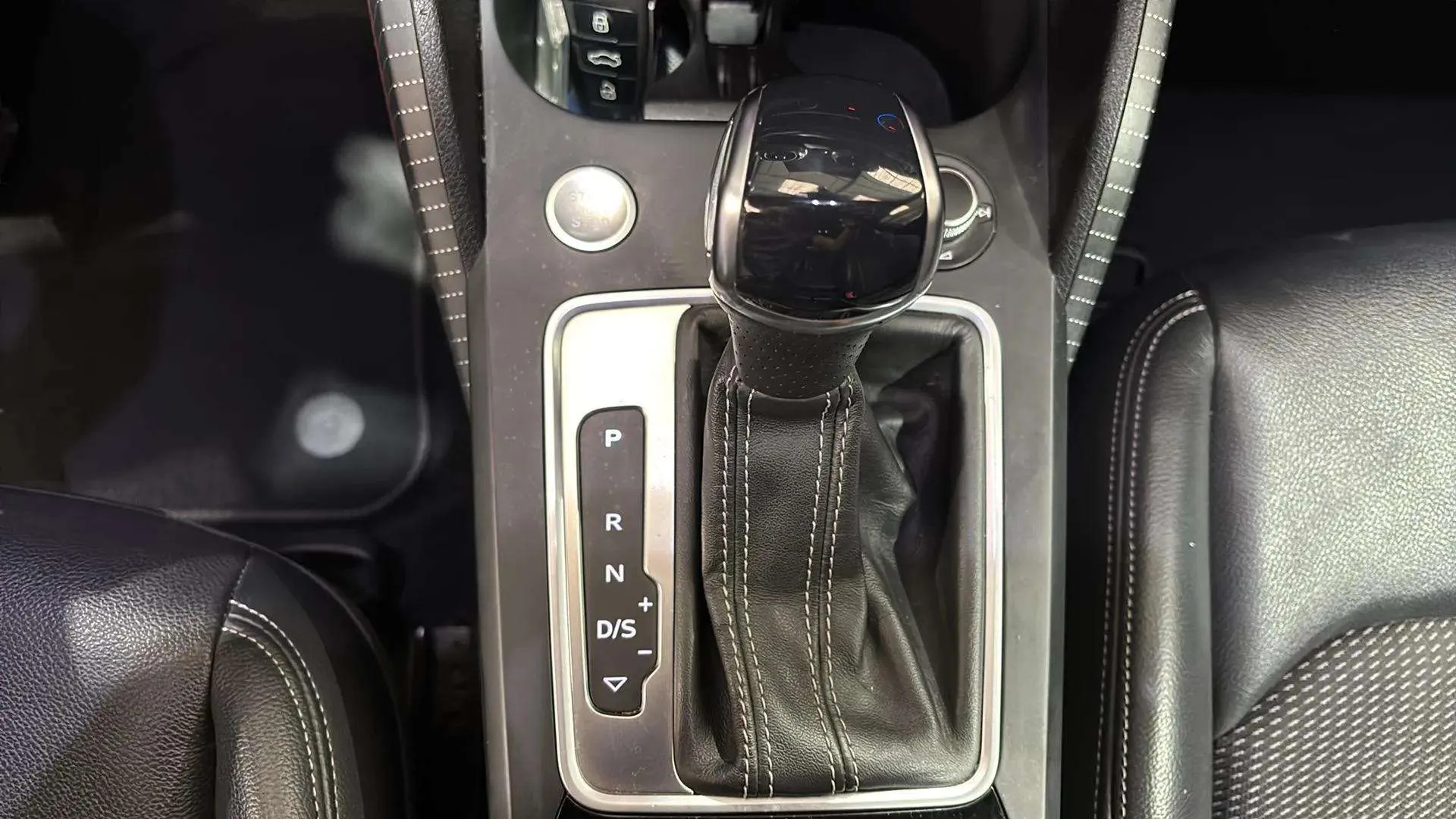 Audi Q2 Adrenalin 30 TDI S tronic - foto 16