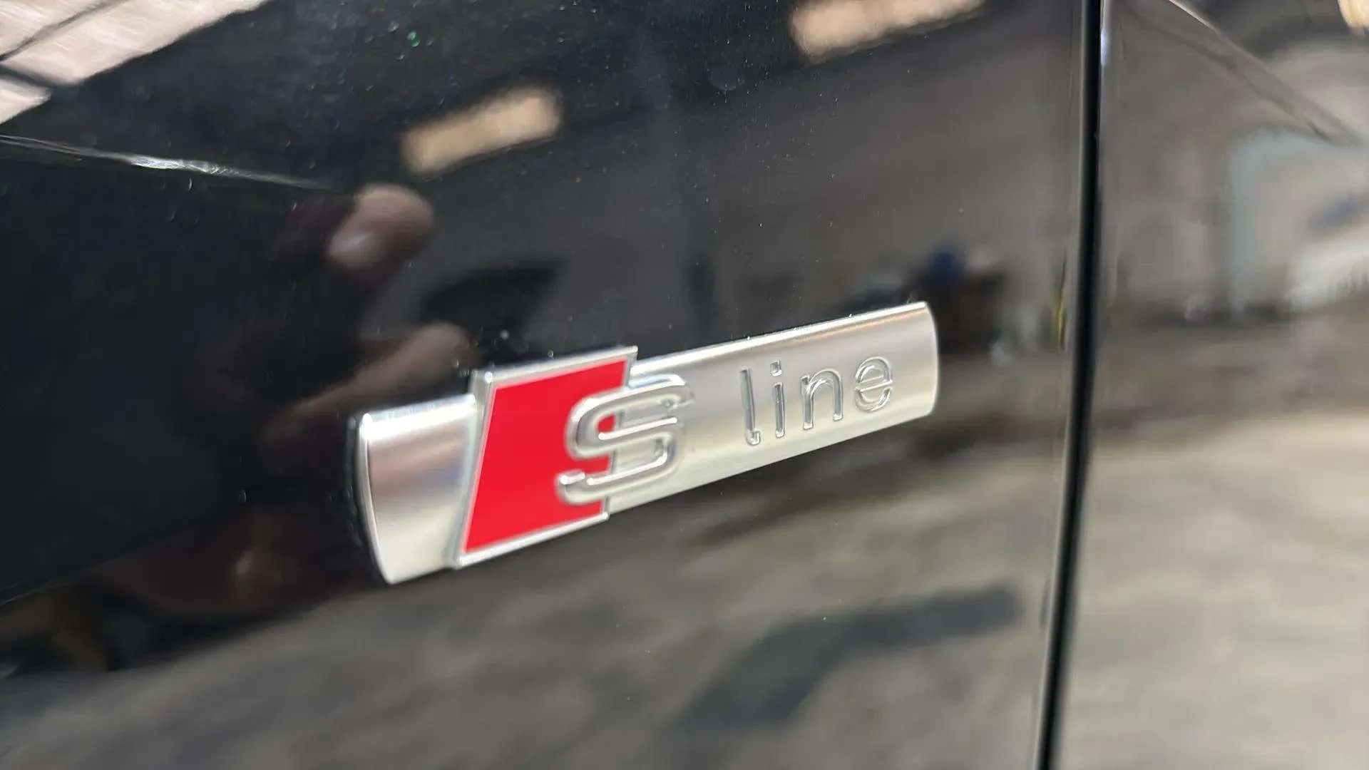 Audi Q2 Adrenalin 30 TDI S tronic - foto 30