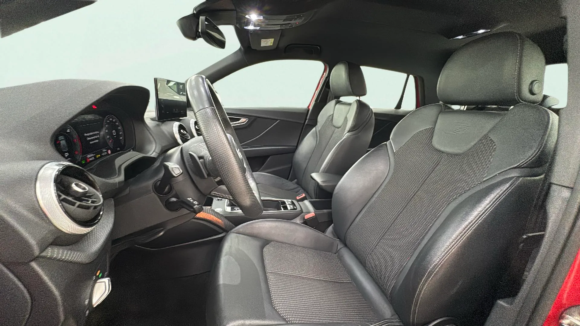 Audi Q2 Adrenalin 35 TDI S tronic - foto 12