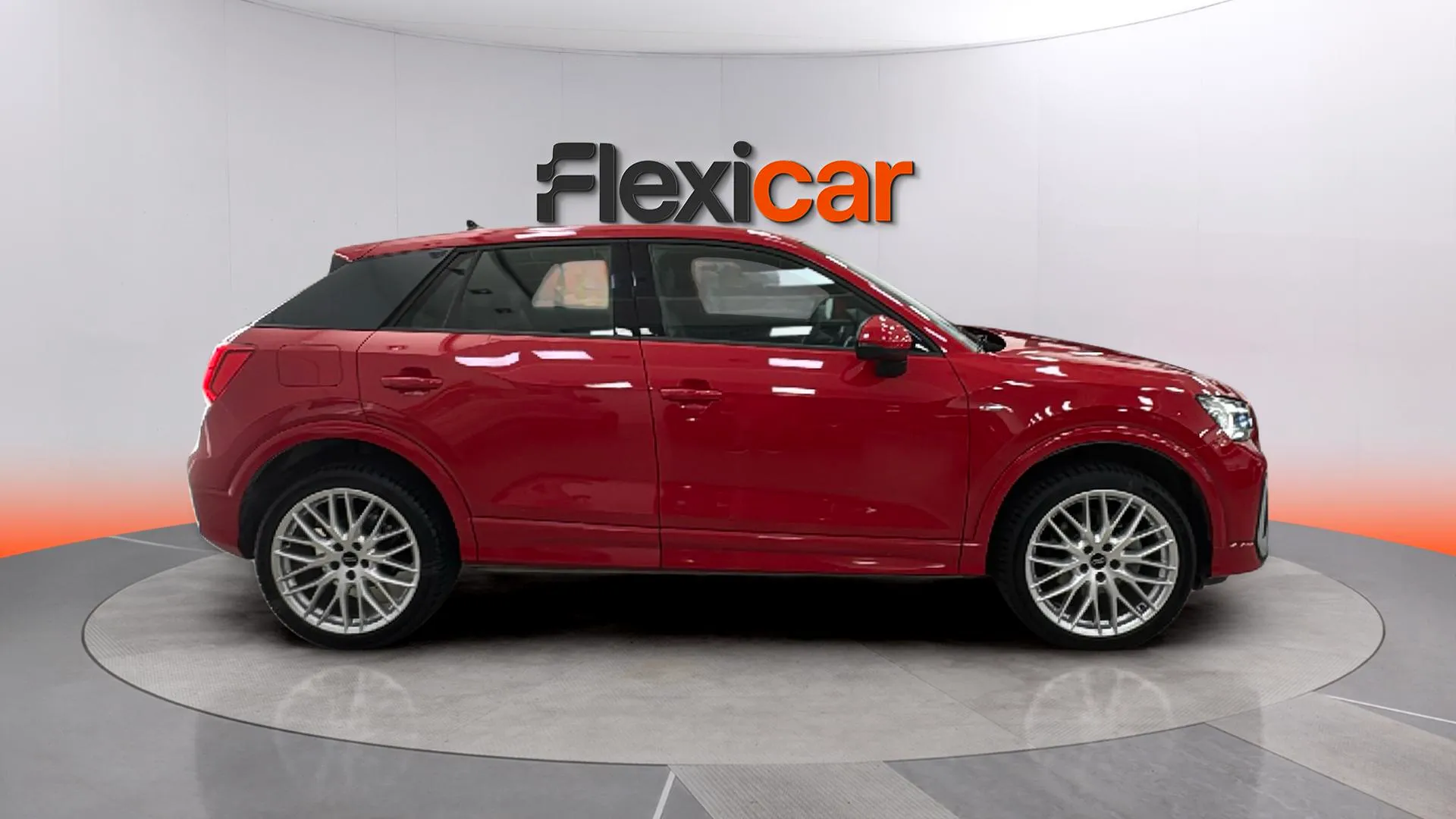 Audi Q2 Adrenalin 35 TDI S tronic - foto 8