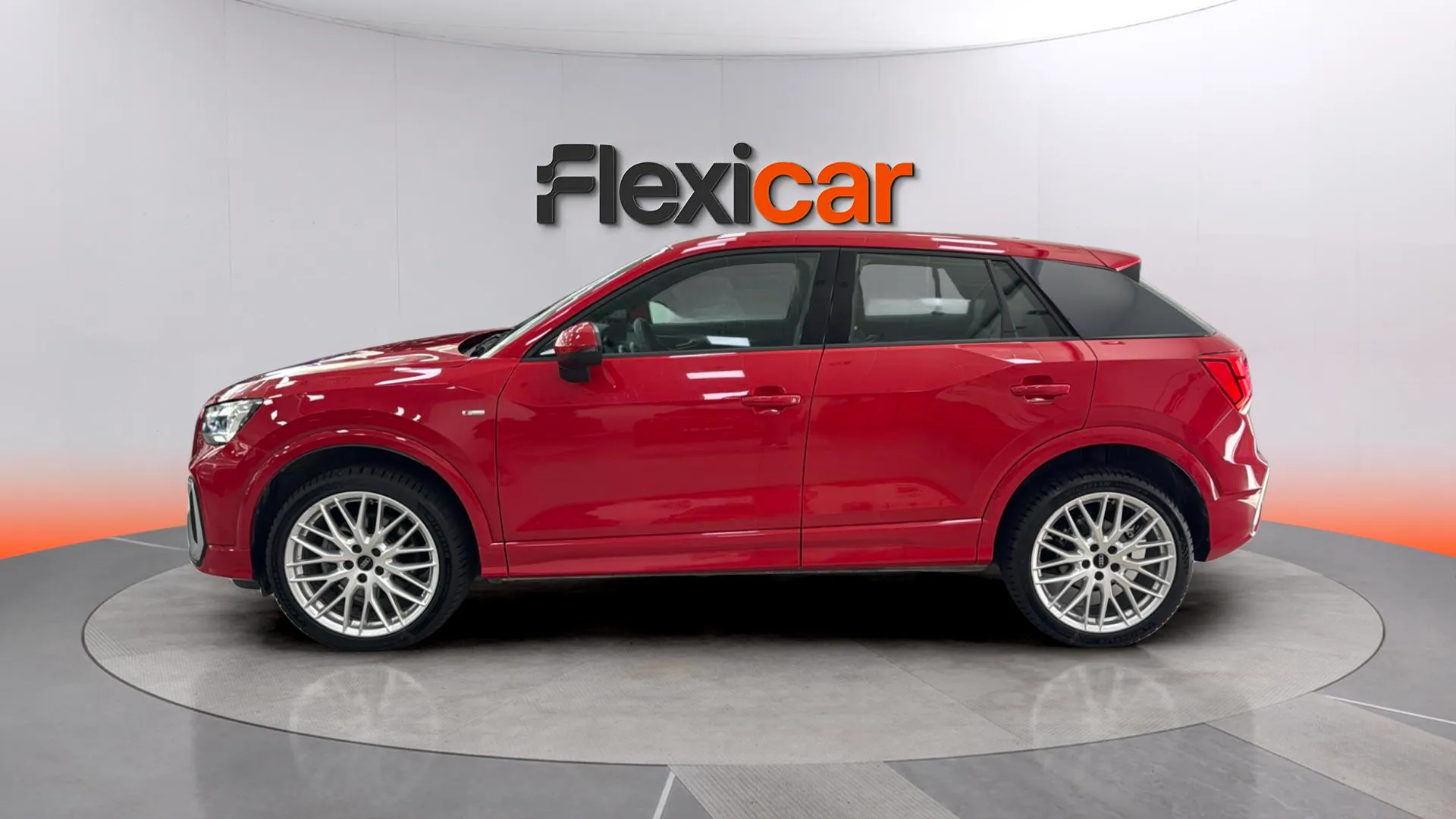 Audi Q2 Adrenalin 35 TDI S tronic - foto 4