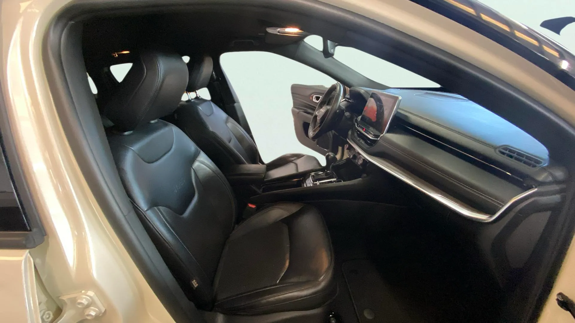 Jeep Compass 1.3 PHEV S AWD - foto 14